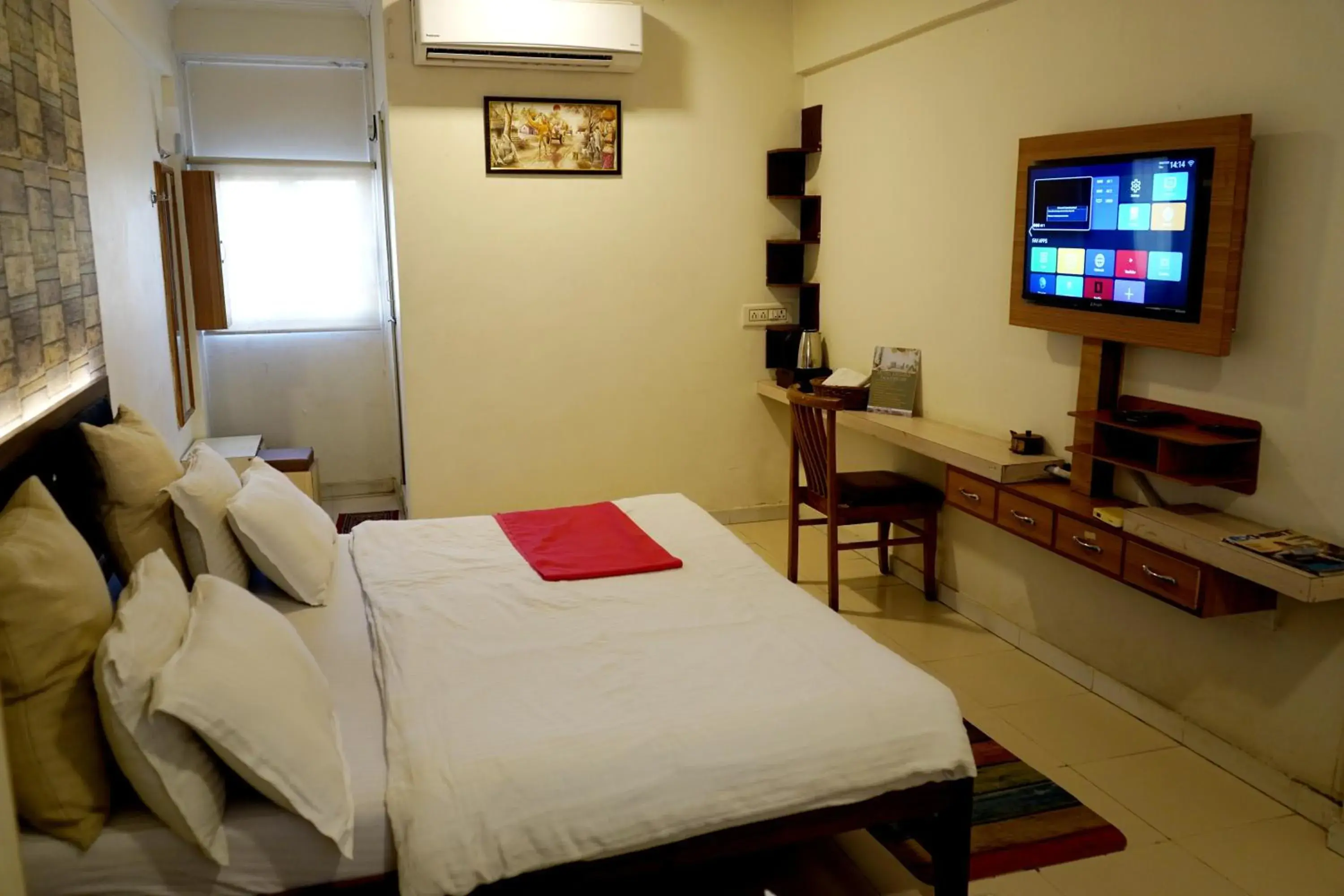 Bed in HOTEL KRISHNA Bed in HOTEL KRISHNA