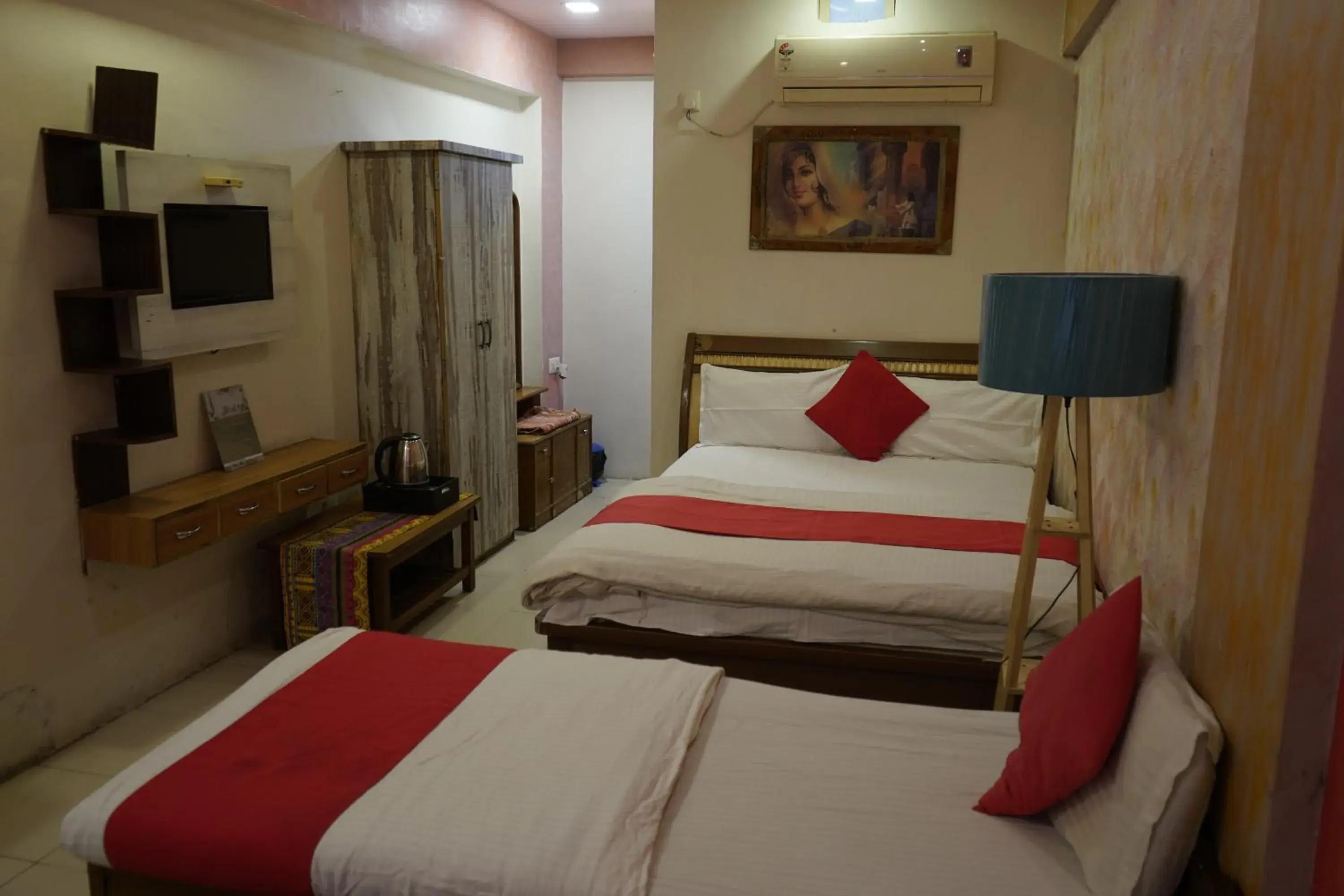 Bed in HOTEL KRISHNA Bed in HOTEL KRISHNA