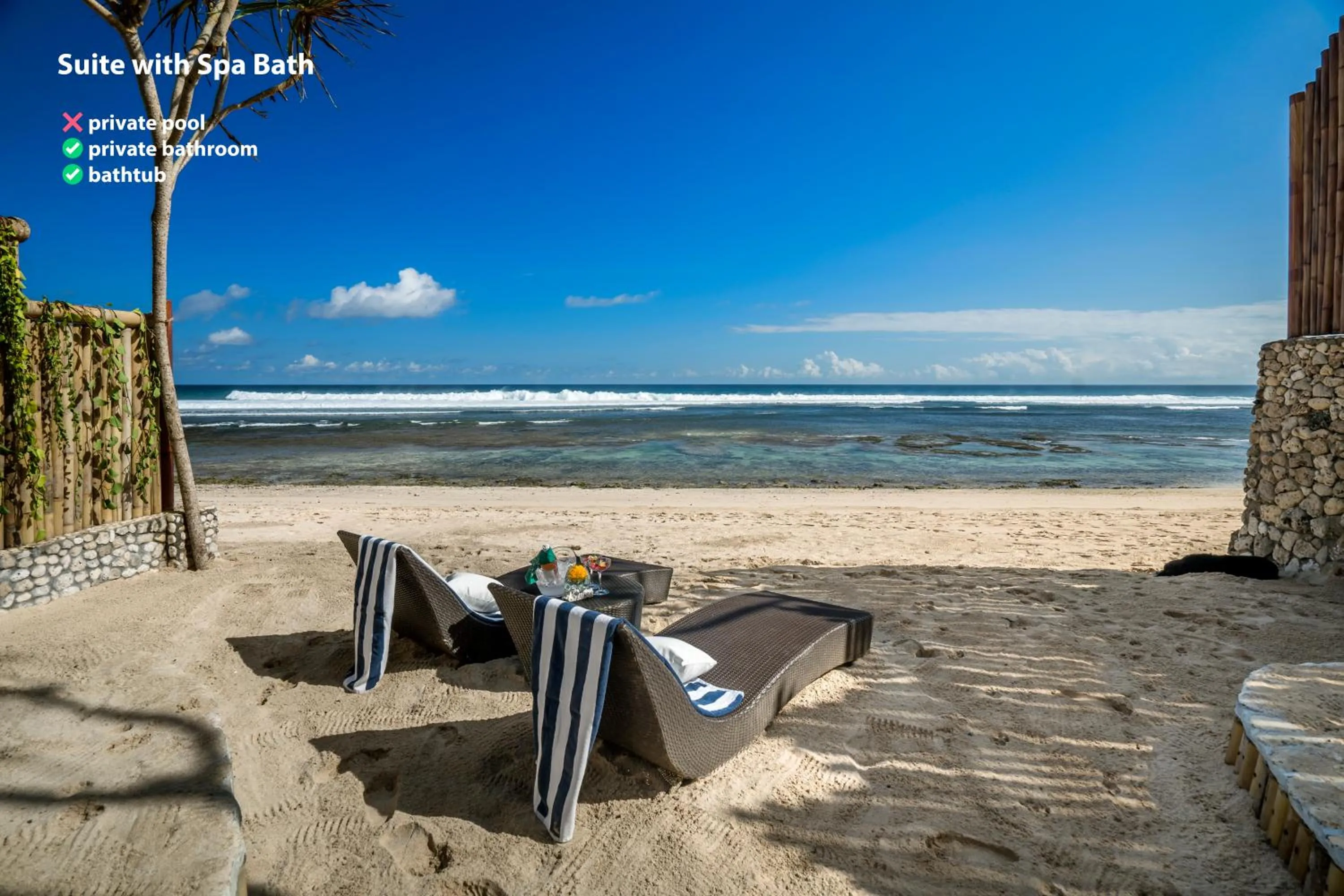 Beach in Bubble Hotel Nyang Nyang - Adults only