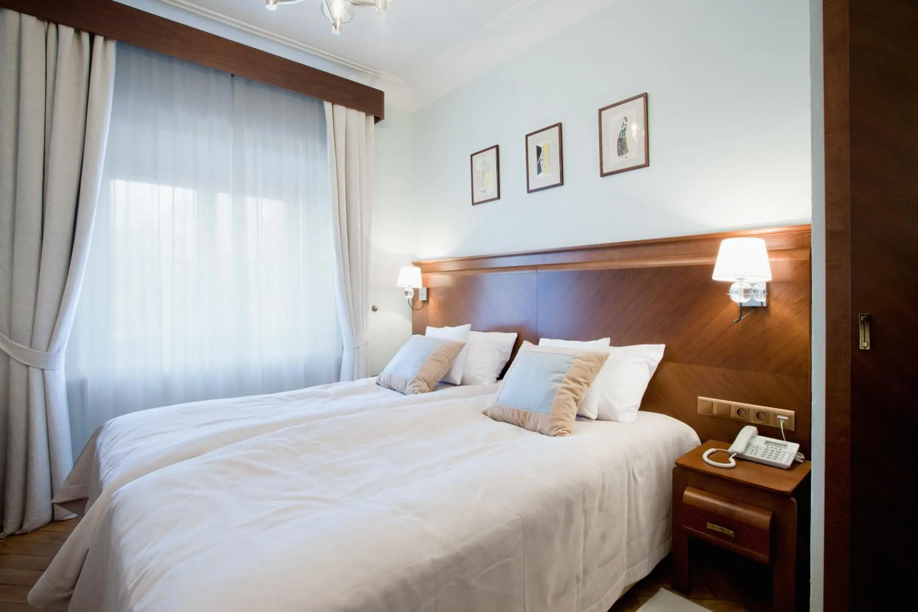 Standard Double Room in Pałac Cieleśnica Standard Double Room in Pałac Cieleśnica