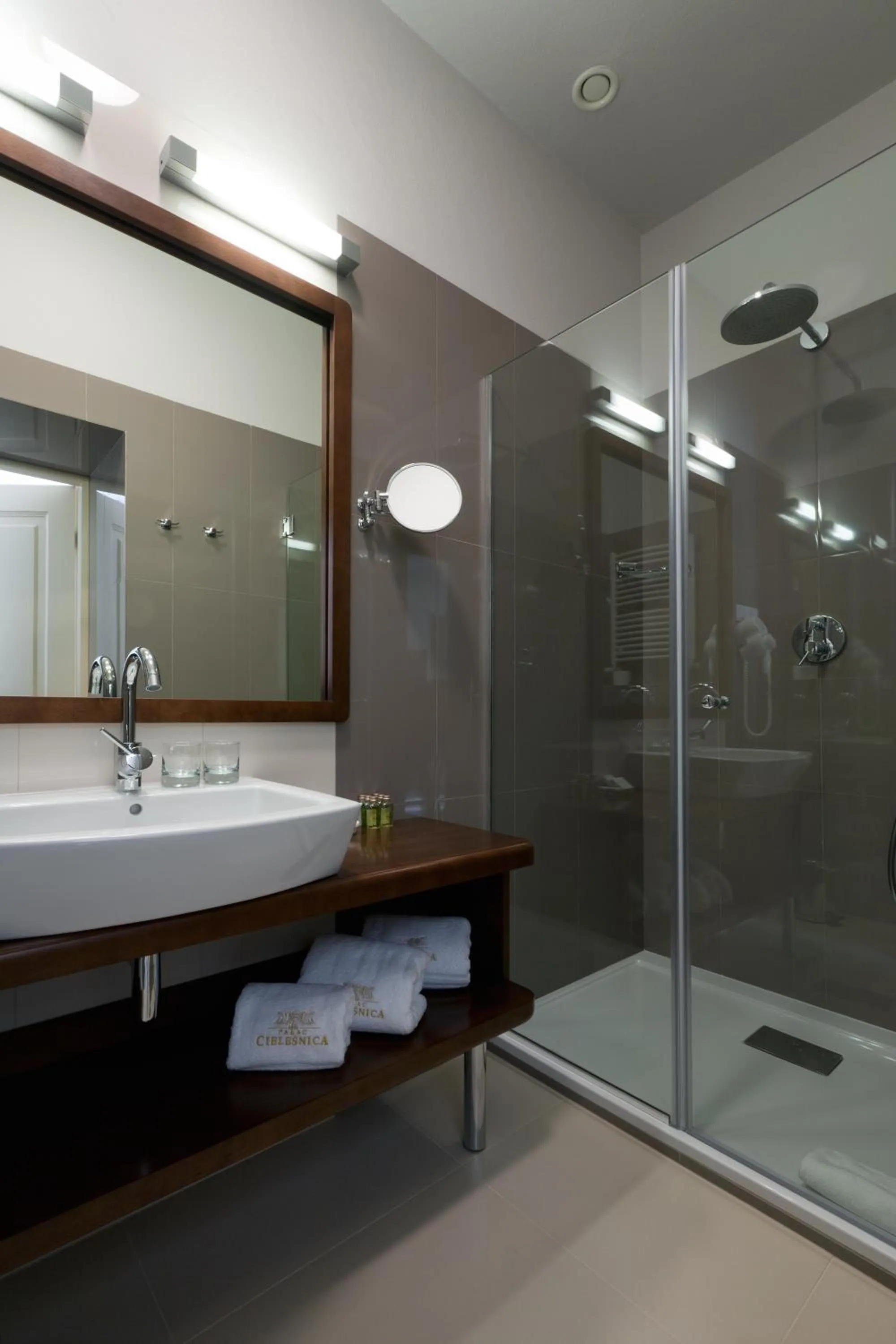 Bathroom in Pałac Cieleśnica