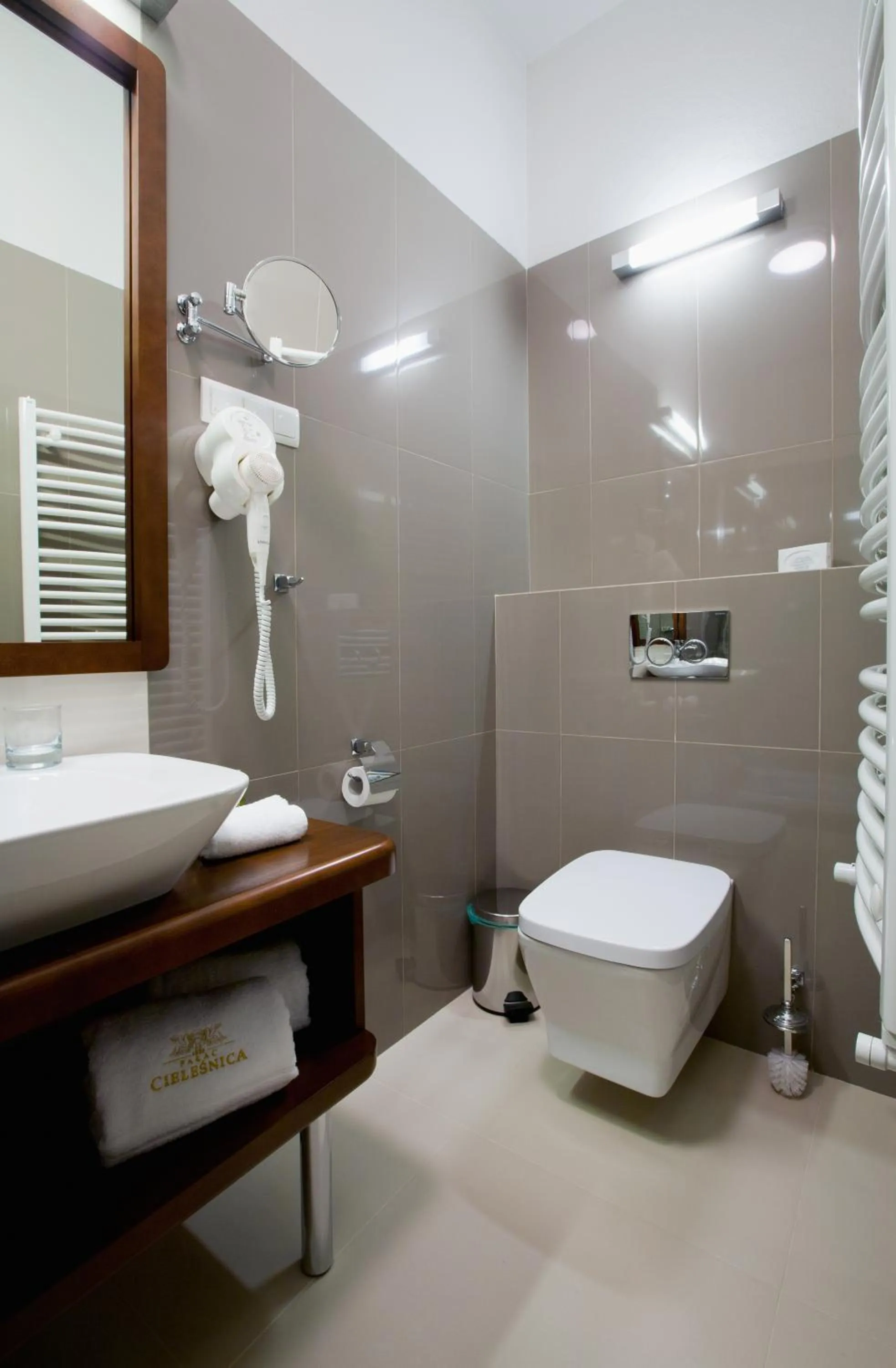 Bathroom in Pałac Cieleśnica