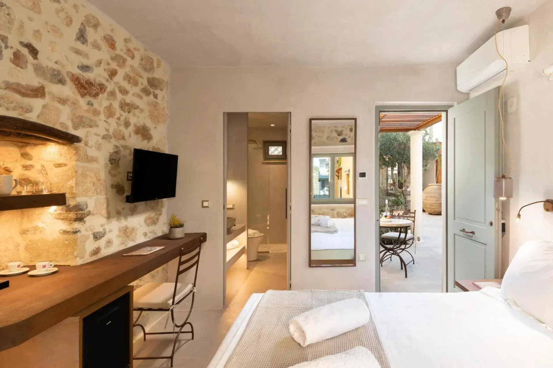 Studio - Anios in Inotropes Boutique Suites - Adults Only Studio - Anios in Inotropes Boutique Suites - Adults Only