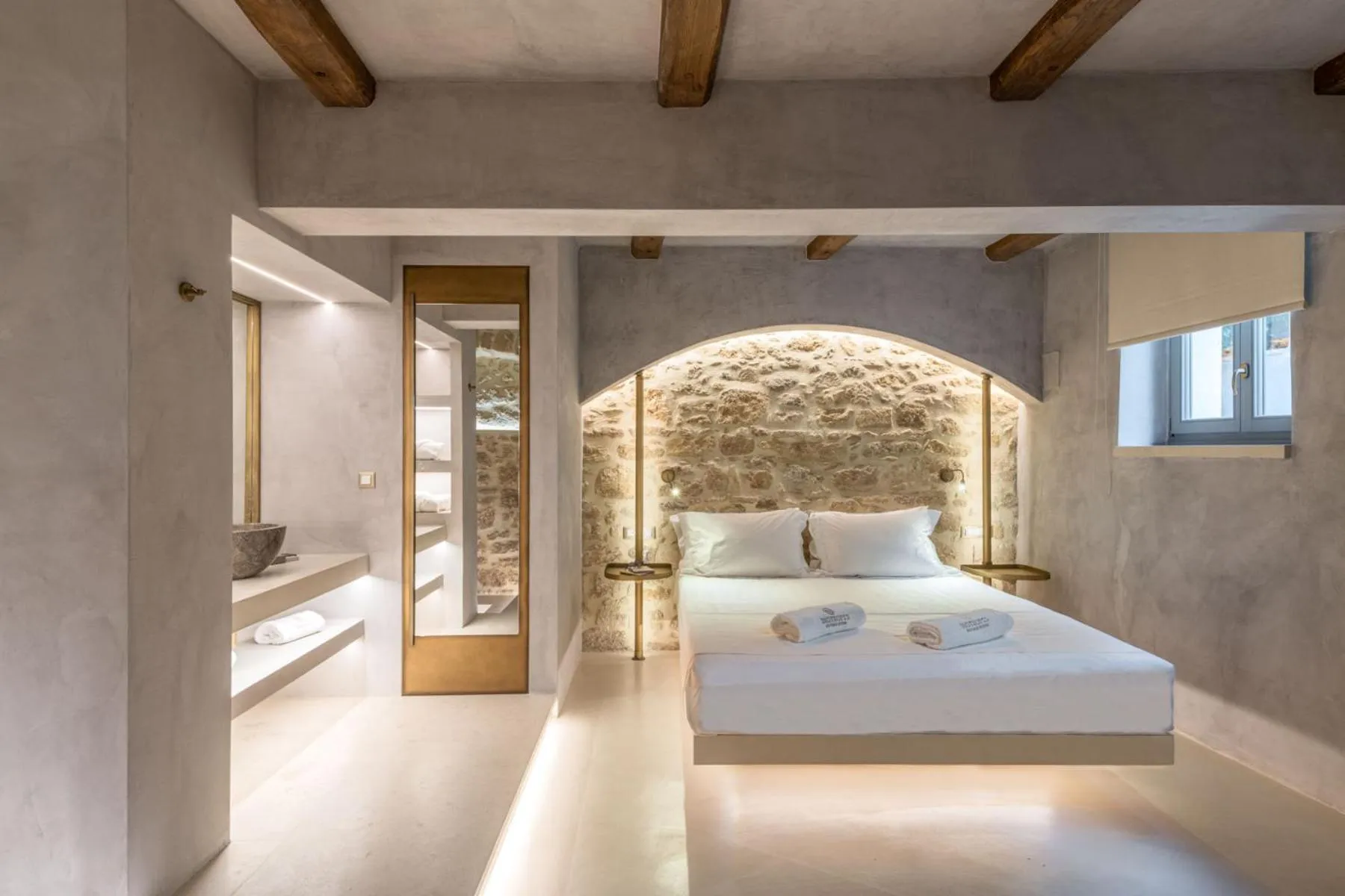 Bed in Inotropes Boutique Suites - Adults Only