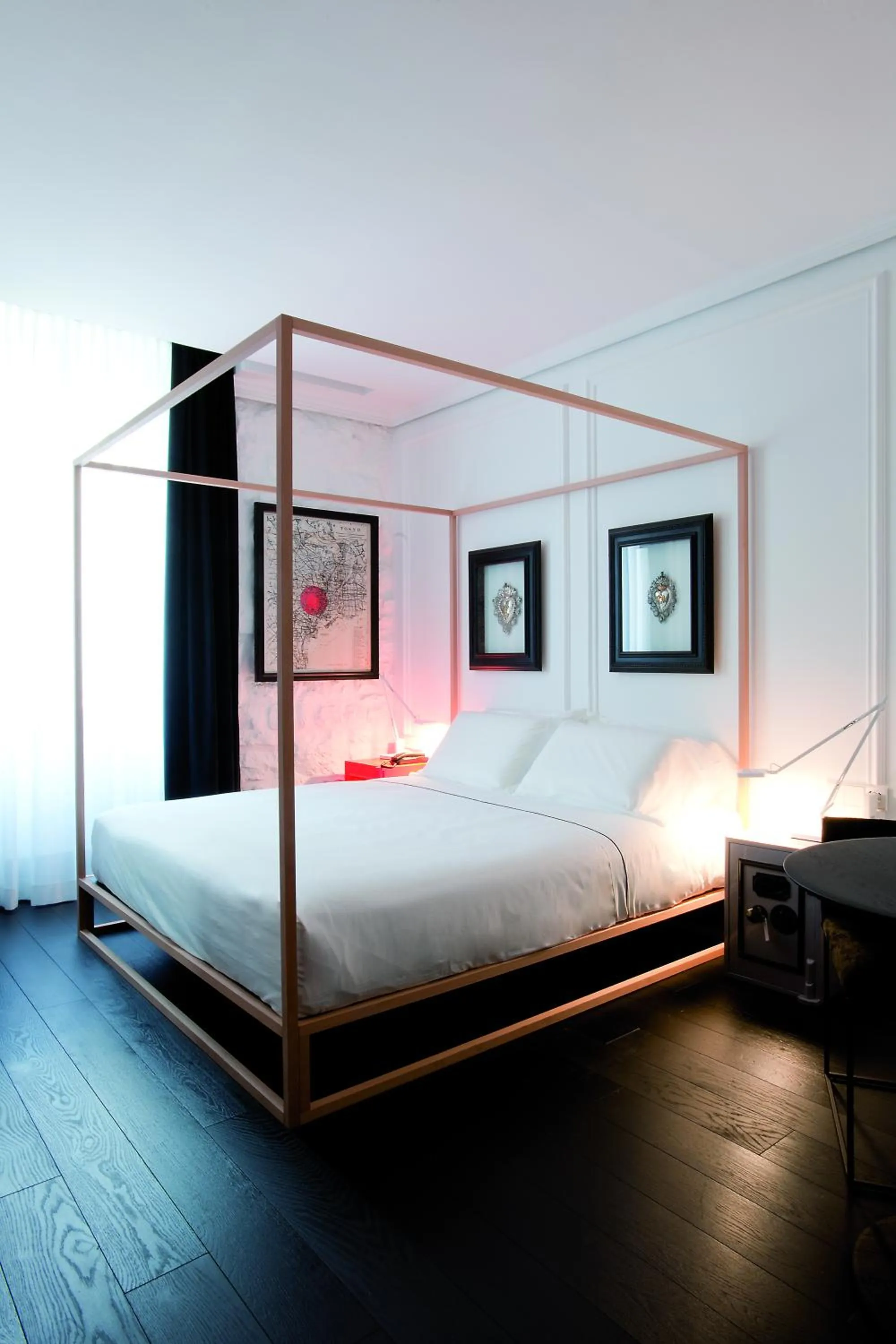 Bed in Areadocks Boutique Hotel