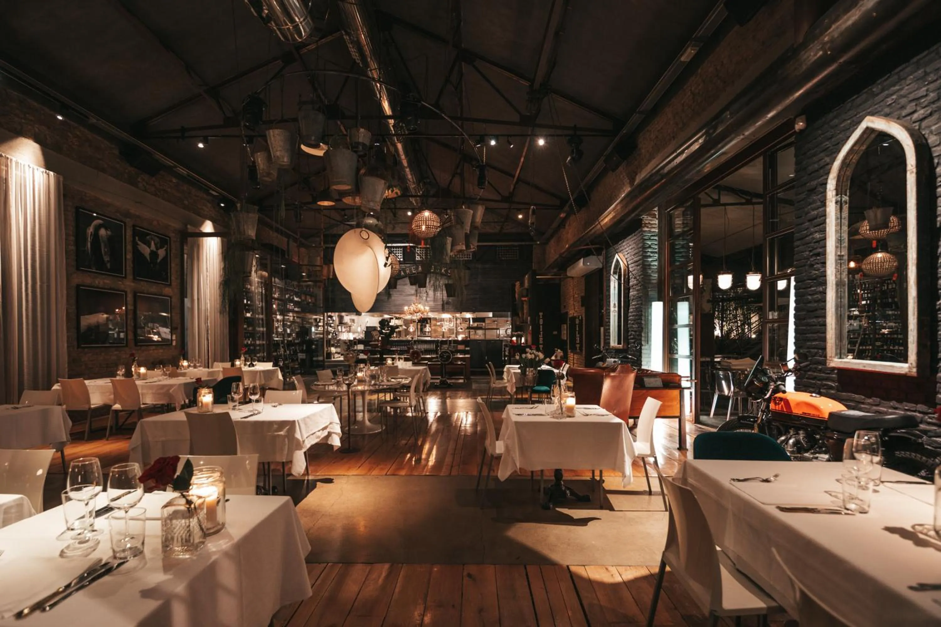 Restaurant/places to eat in Areadocks Boutique Hotel