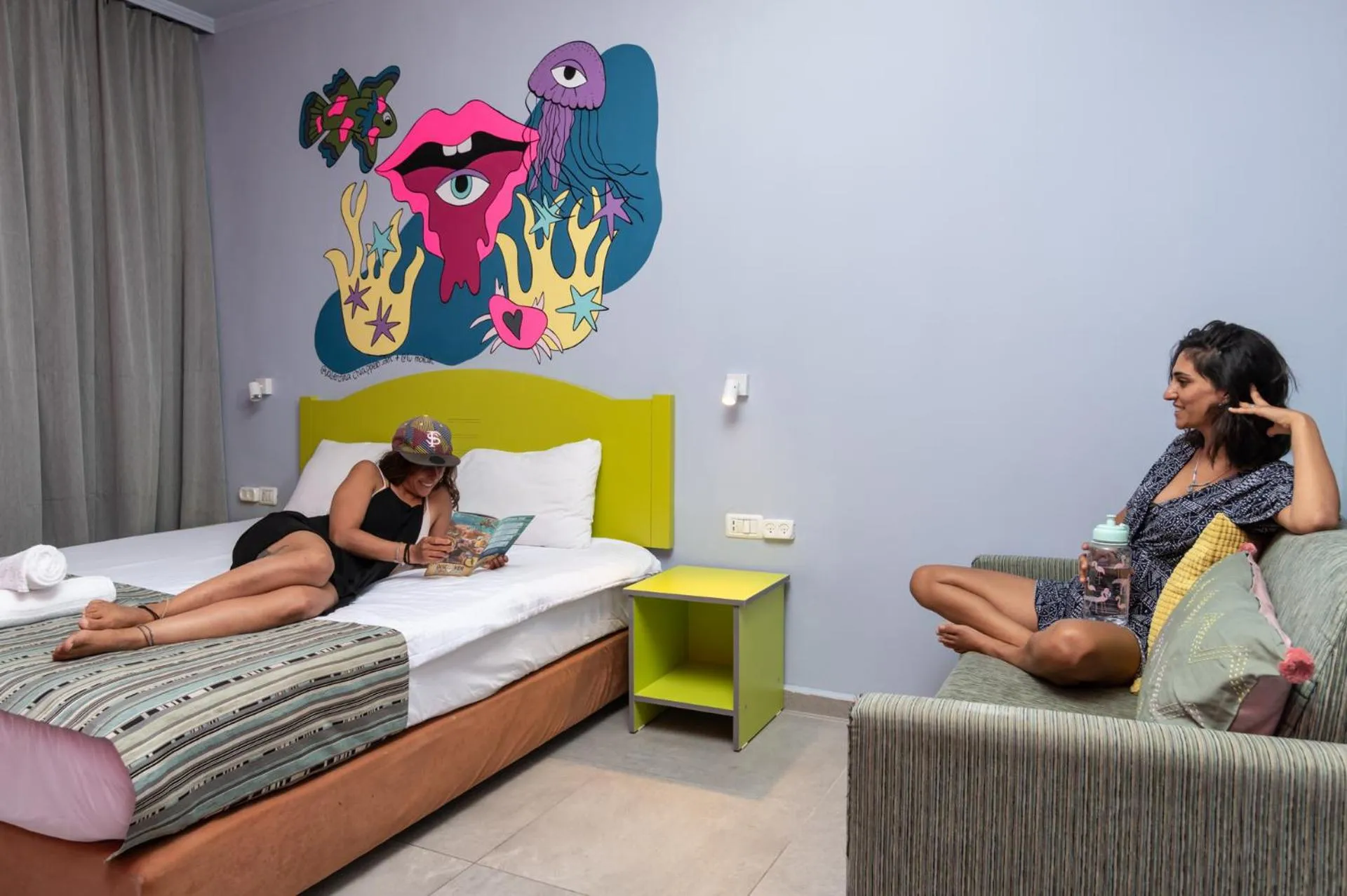 Photo of the whole room, Bed in Abraham Eilat