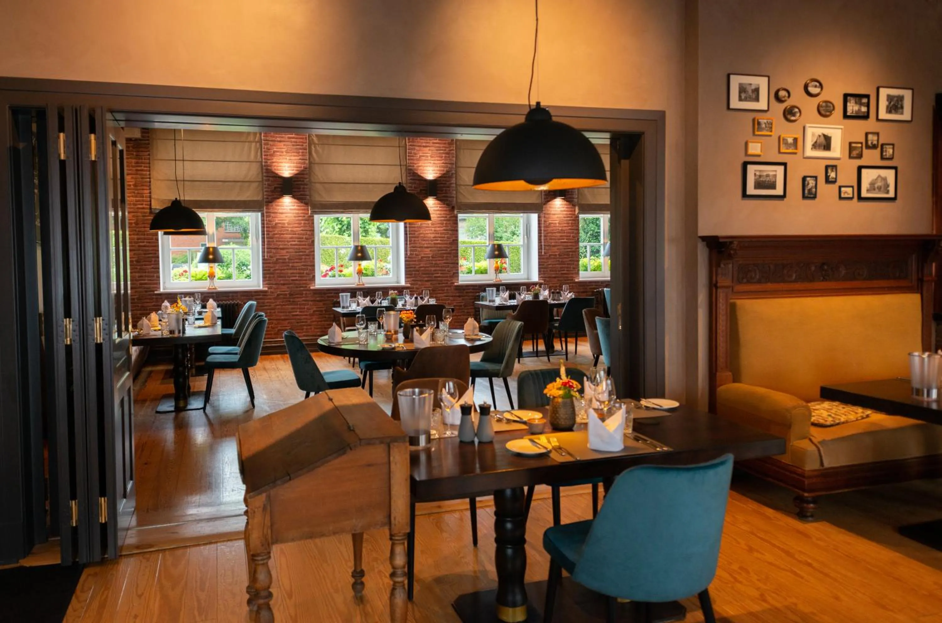 Restaurant/places to eat in Hotel & Restaurant Alte Schule