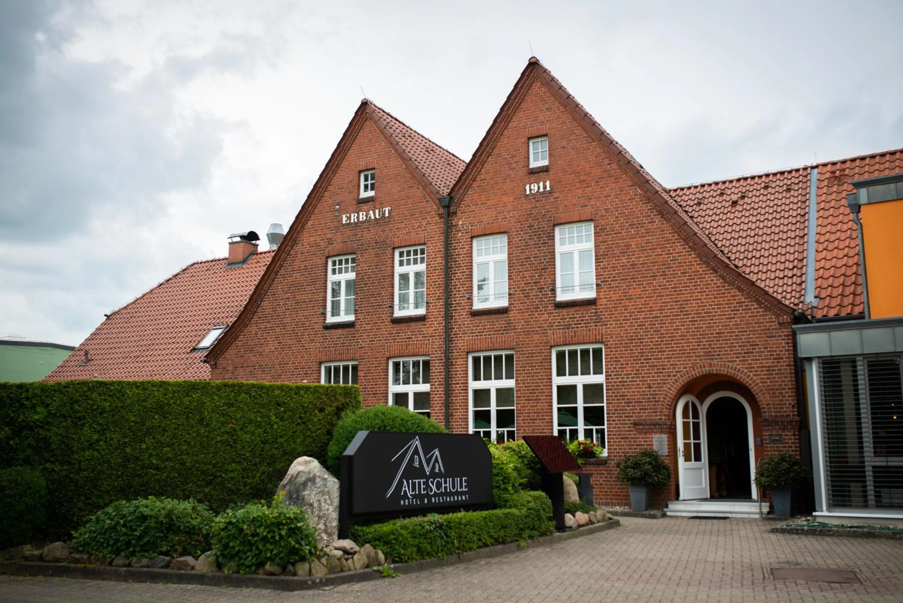Facade/entrance in Hotel & Restaurant Alte Schule