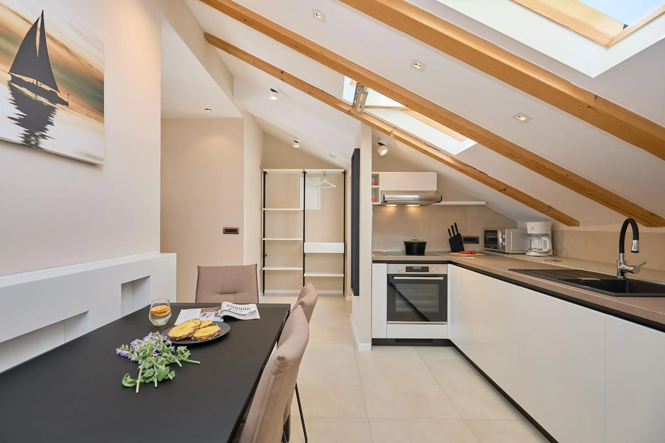 Kitchen or kitchenette in Hedera Estate, Hedera A32
