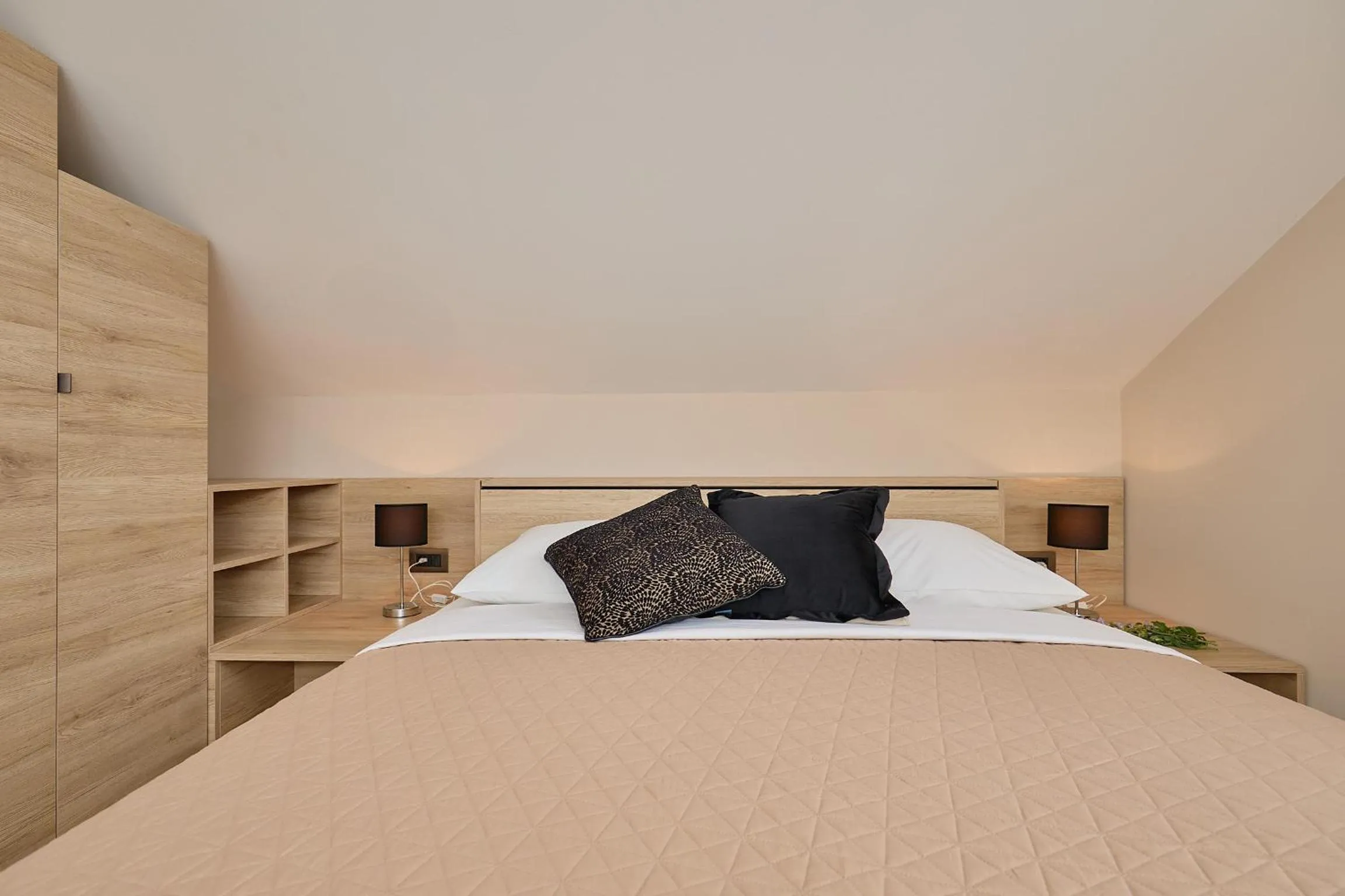Bedroom, Bed in Hedera Estate, Hedera A32