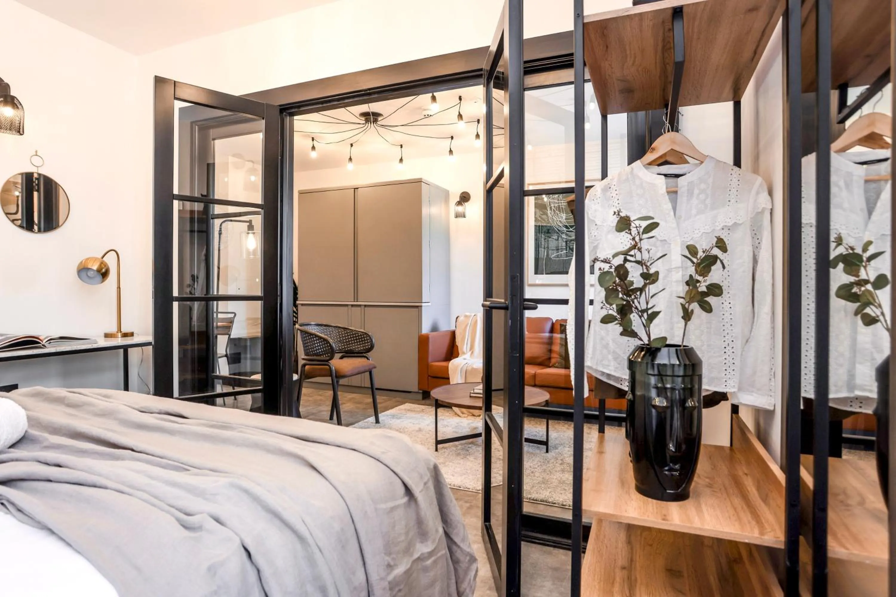 Bedroom, Bed in The Brewers Rooms Contemporary Aparthotel