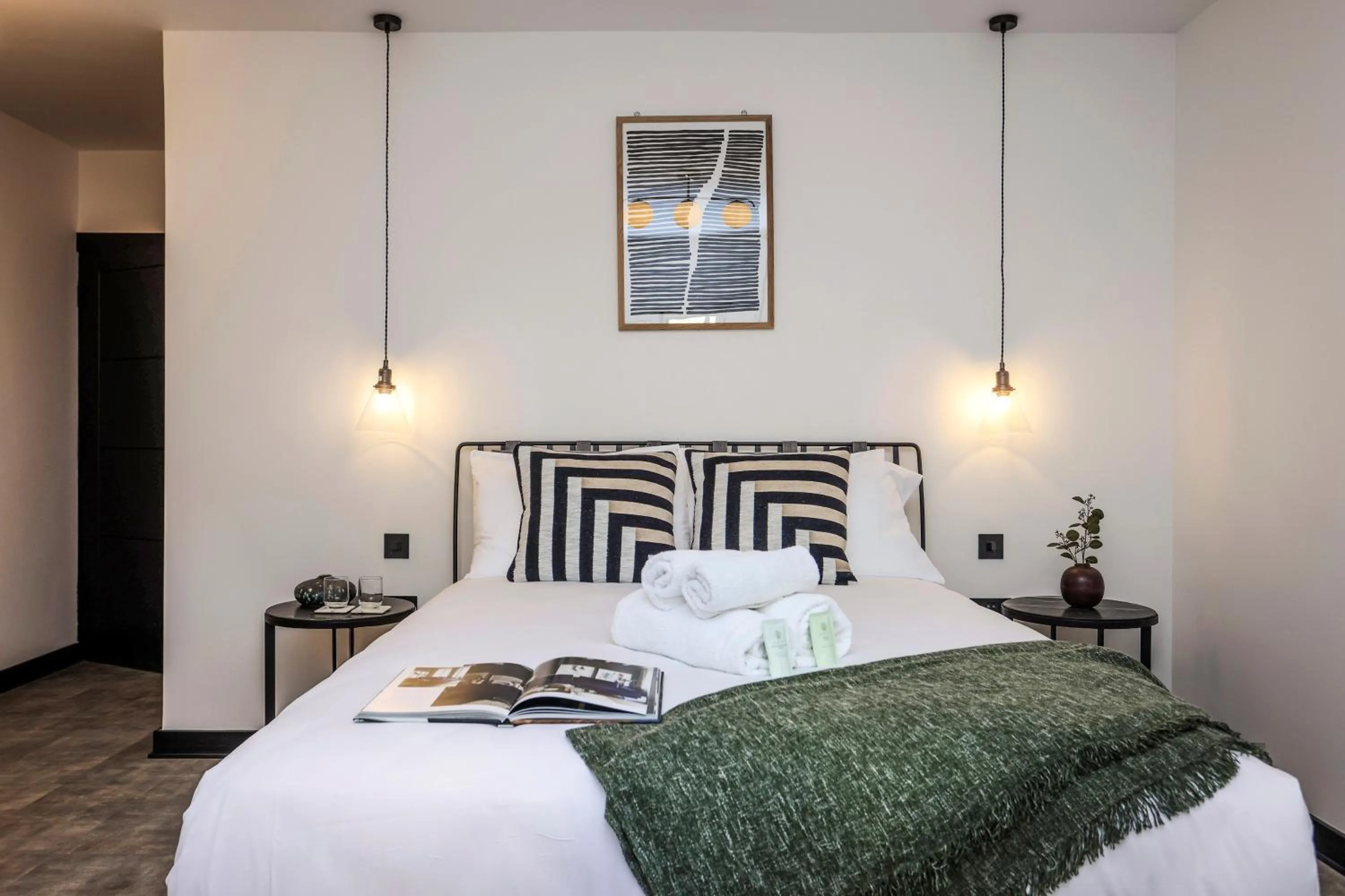 Bed in The Brewers Rooms Contemporary Aparthotel