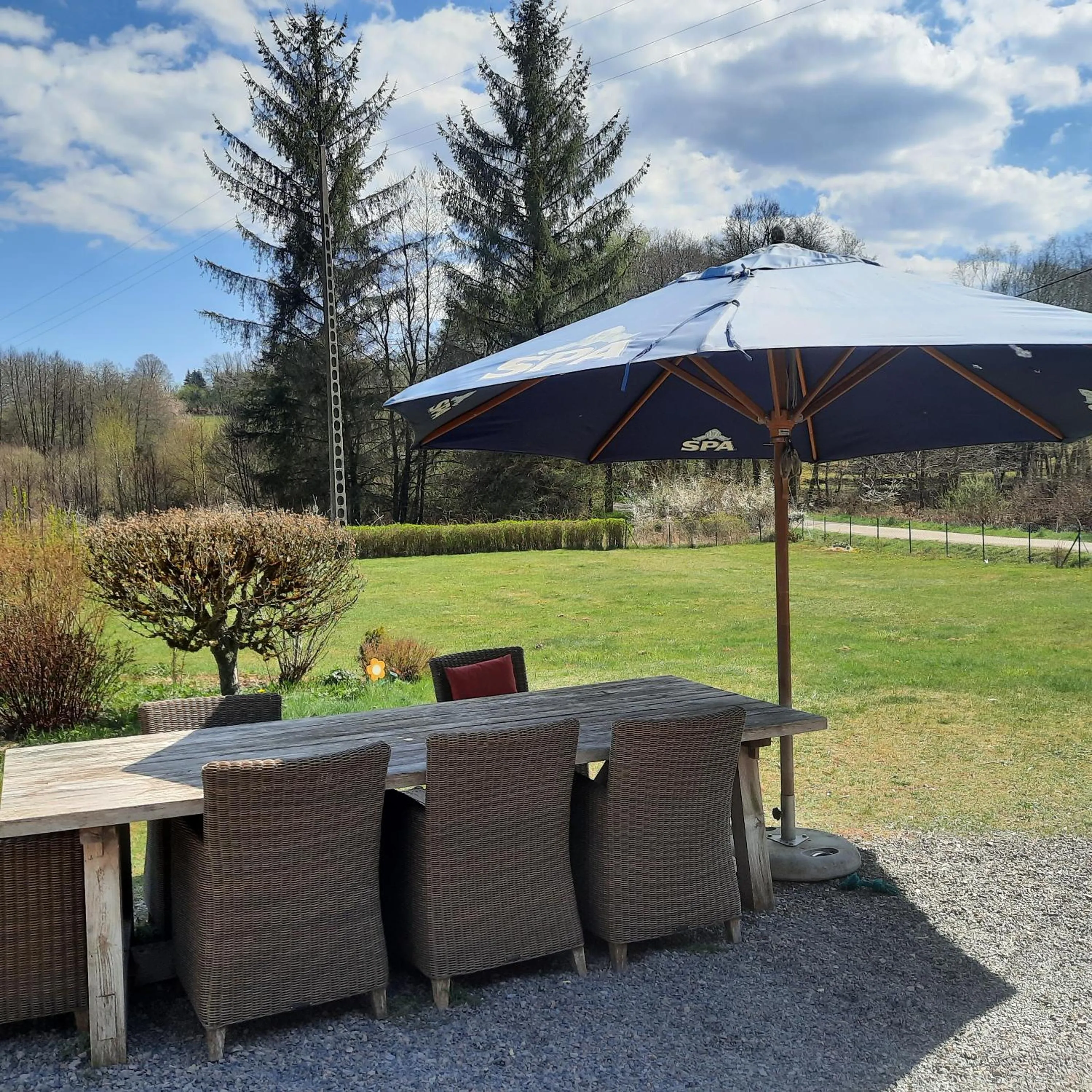 Garden in Chambre d'hôte Le Châtaignier