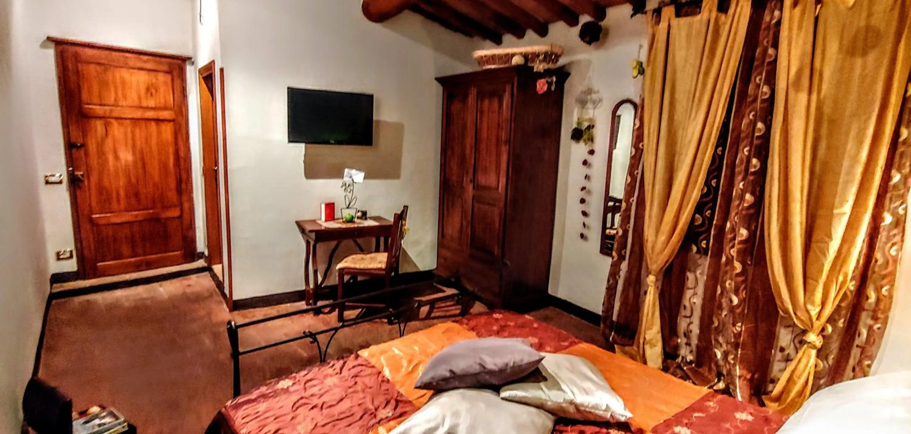 Bedroom, Bed in B&B Le Undici Lune