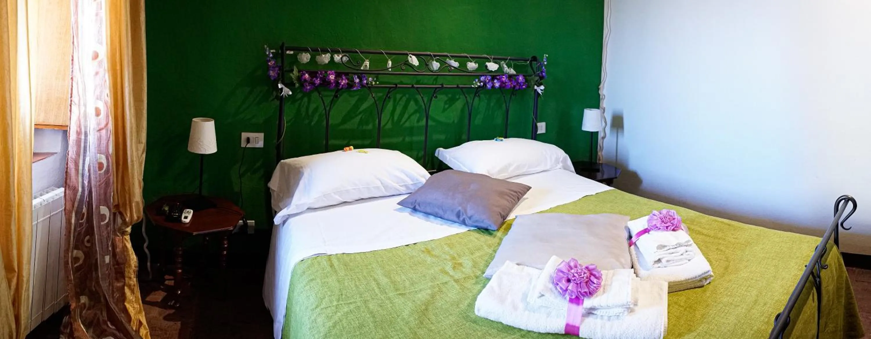 Photo of the whole room, Bed in B&B Le Undici Lune