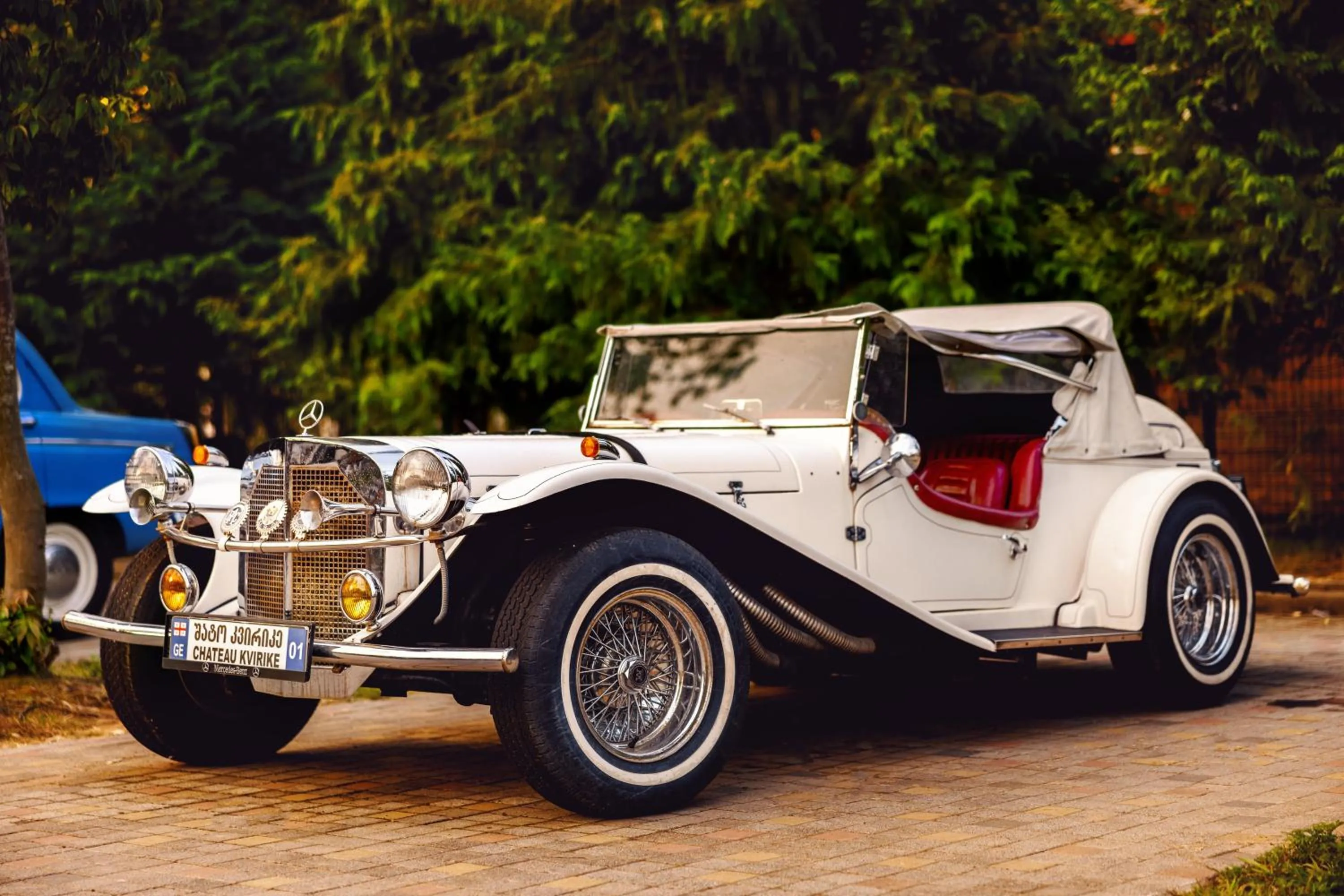 Entertainment in Hotel Chateau Kvirike