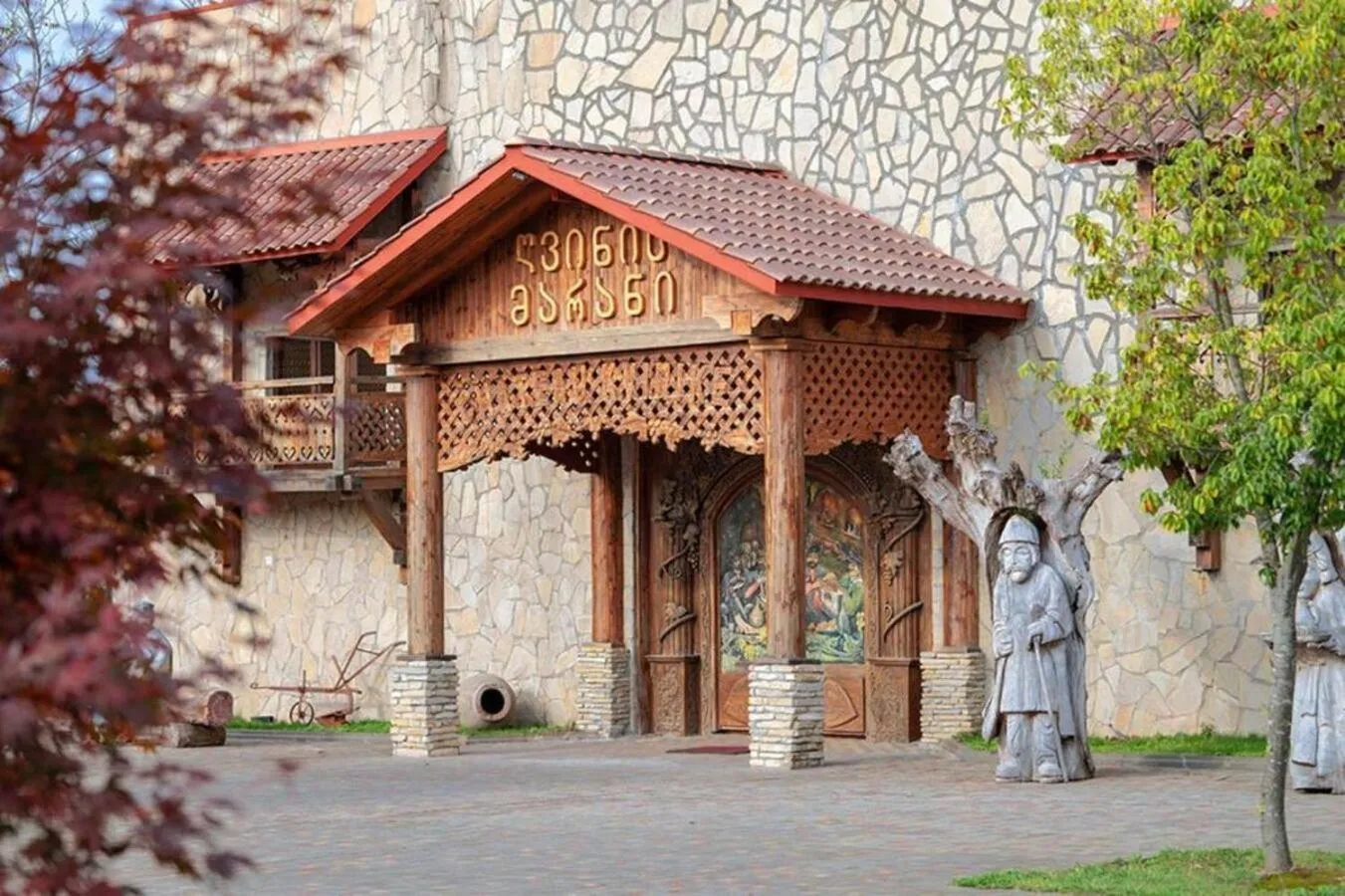 Property building in Hotel Chateau Kvirike