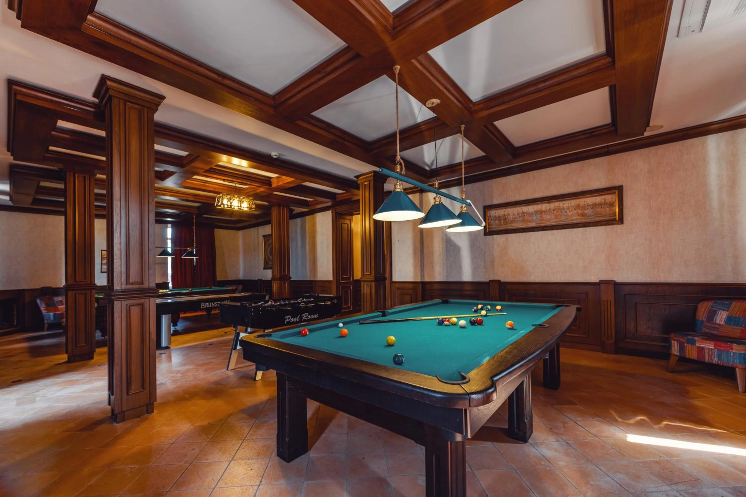 Billiard in Hotel Chateau Kvirike