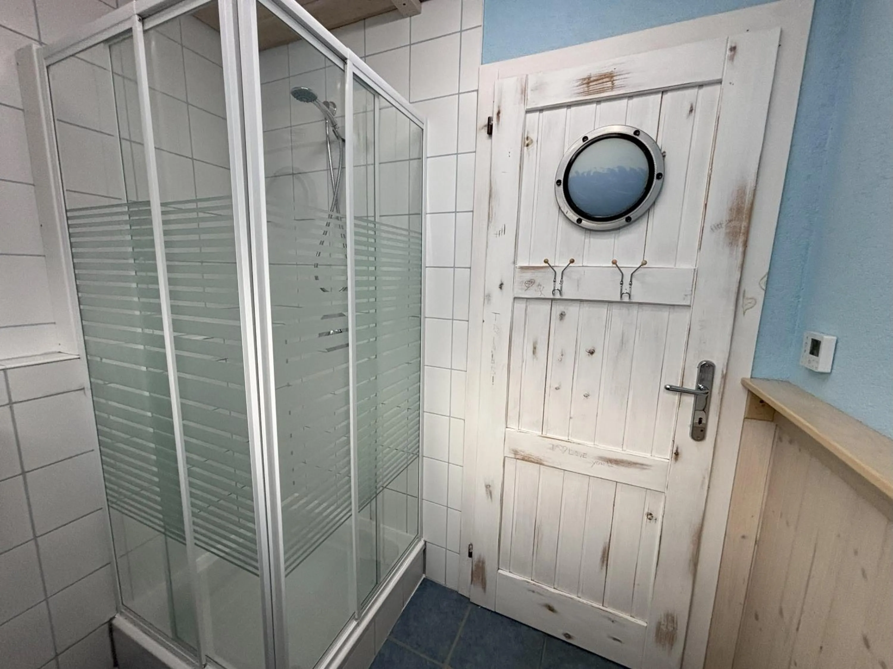 Shower in Kantor Village am Millstätter See - Boutique-Chalets und Lodges