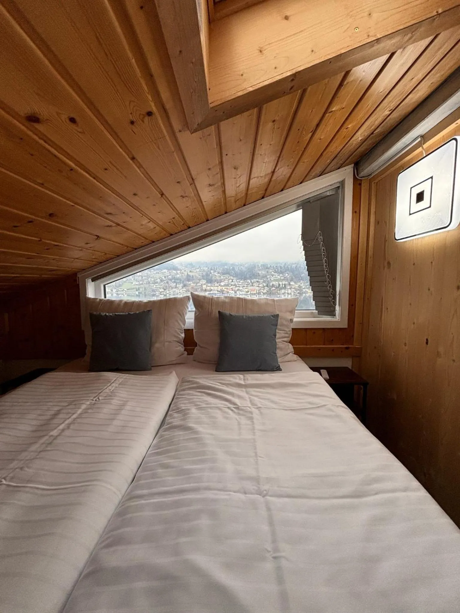 Bedroom, Bed in Kantor Village am Millstätter See - Boutique-Chalets und Lodges