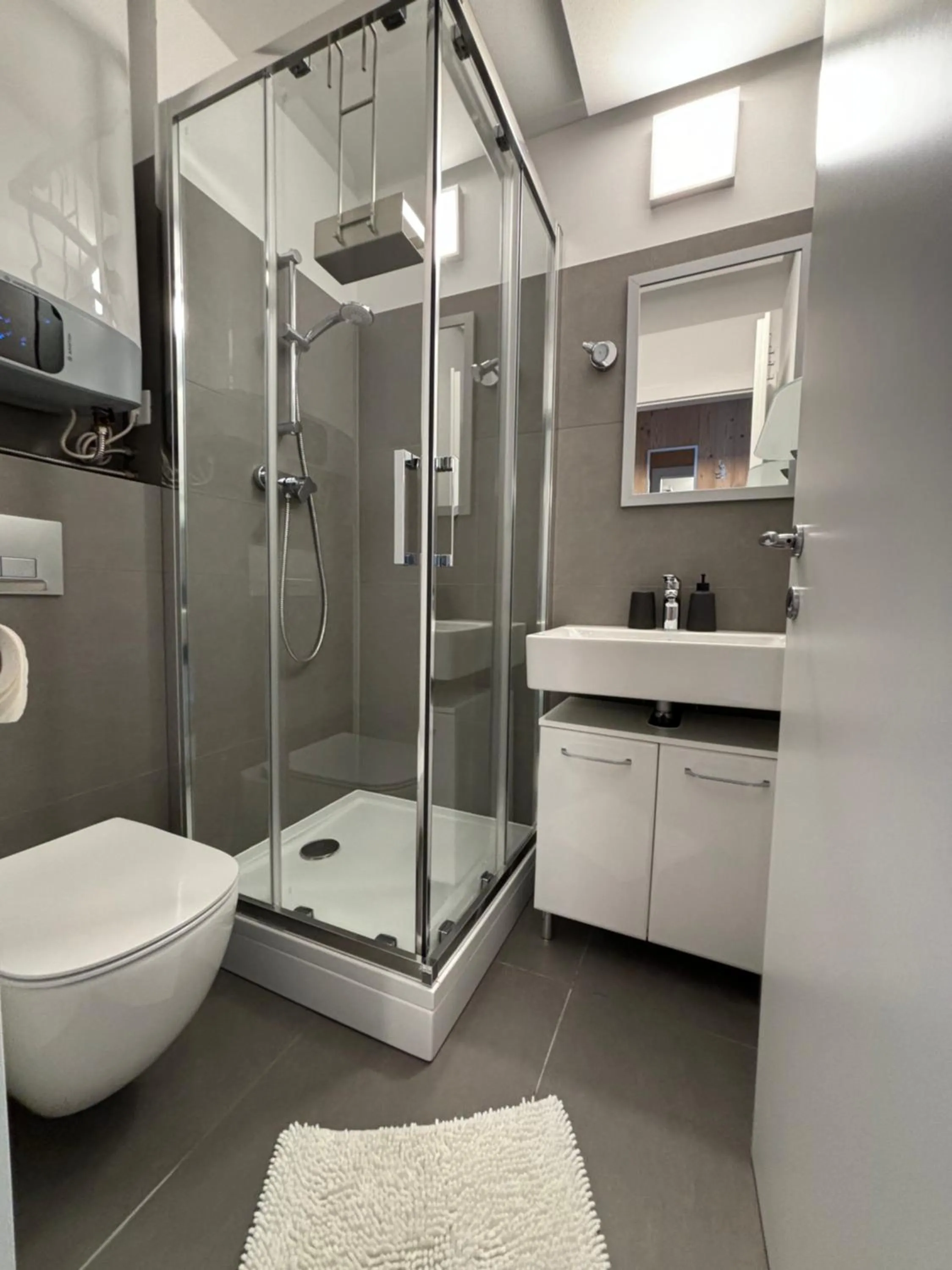 Shower in Kantor Village am Millstätter See - Boutique-Chalets und Lodges