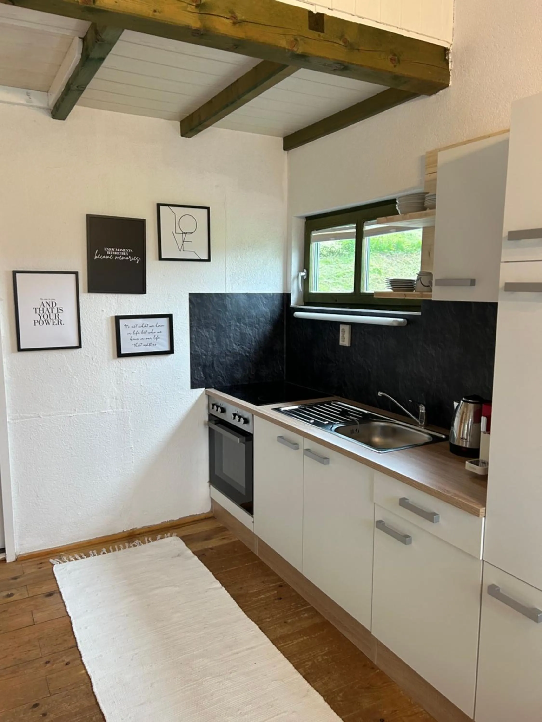 Kitchen or kitchenette in Kantor Village am Millstätter See - Boutique-Chalets und Lodges