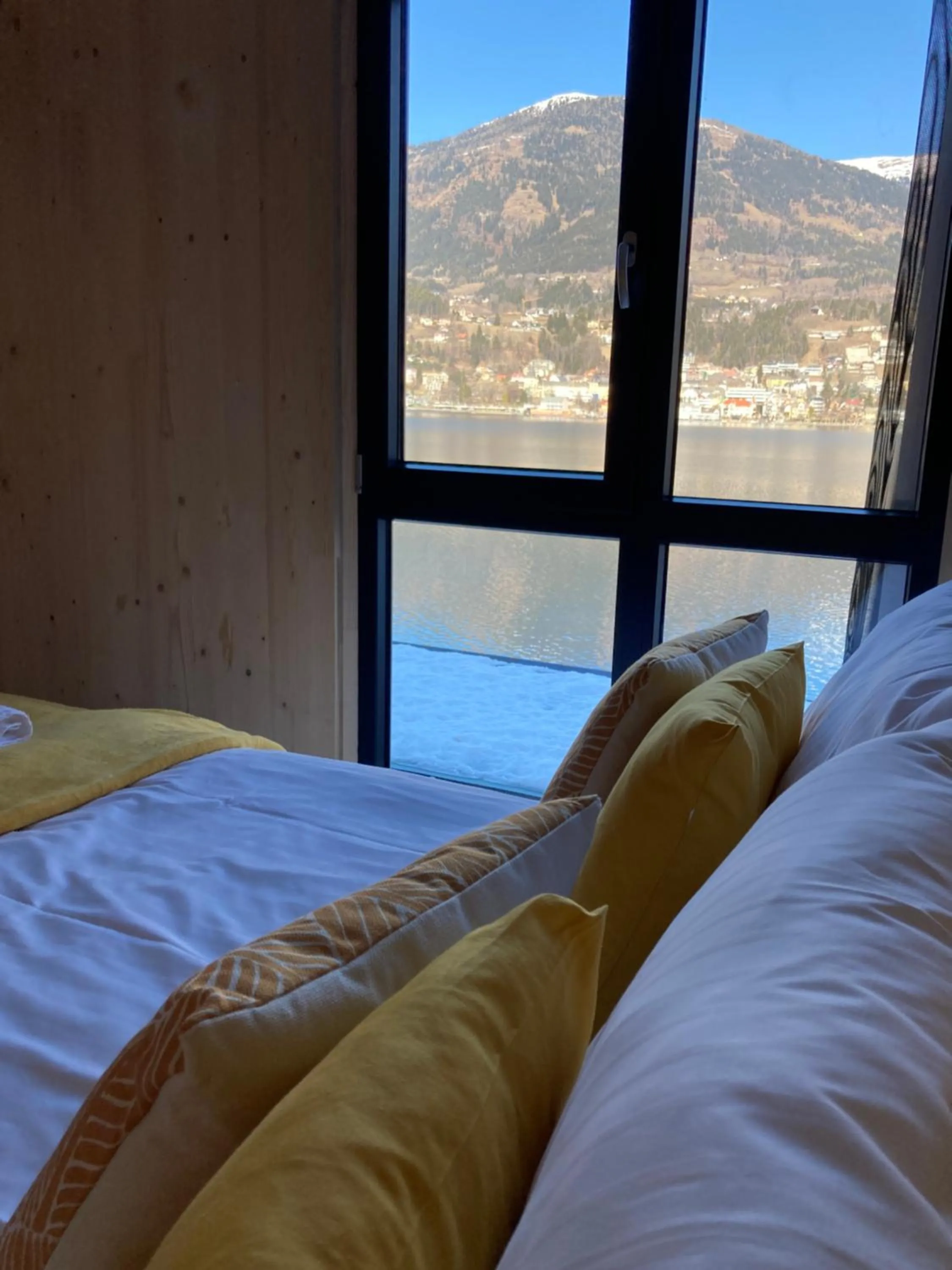 Bed in Kantor Village am Millstätter See - Boutique-Chalets und Lodges