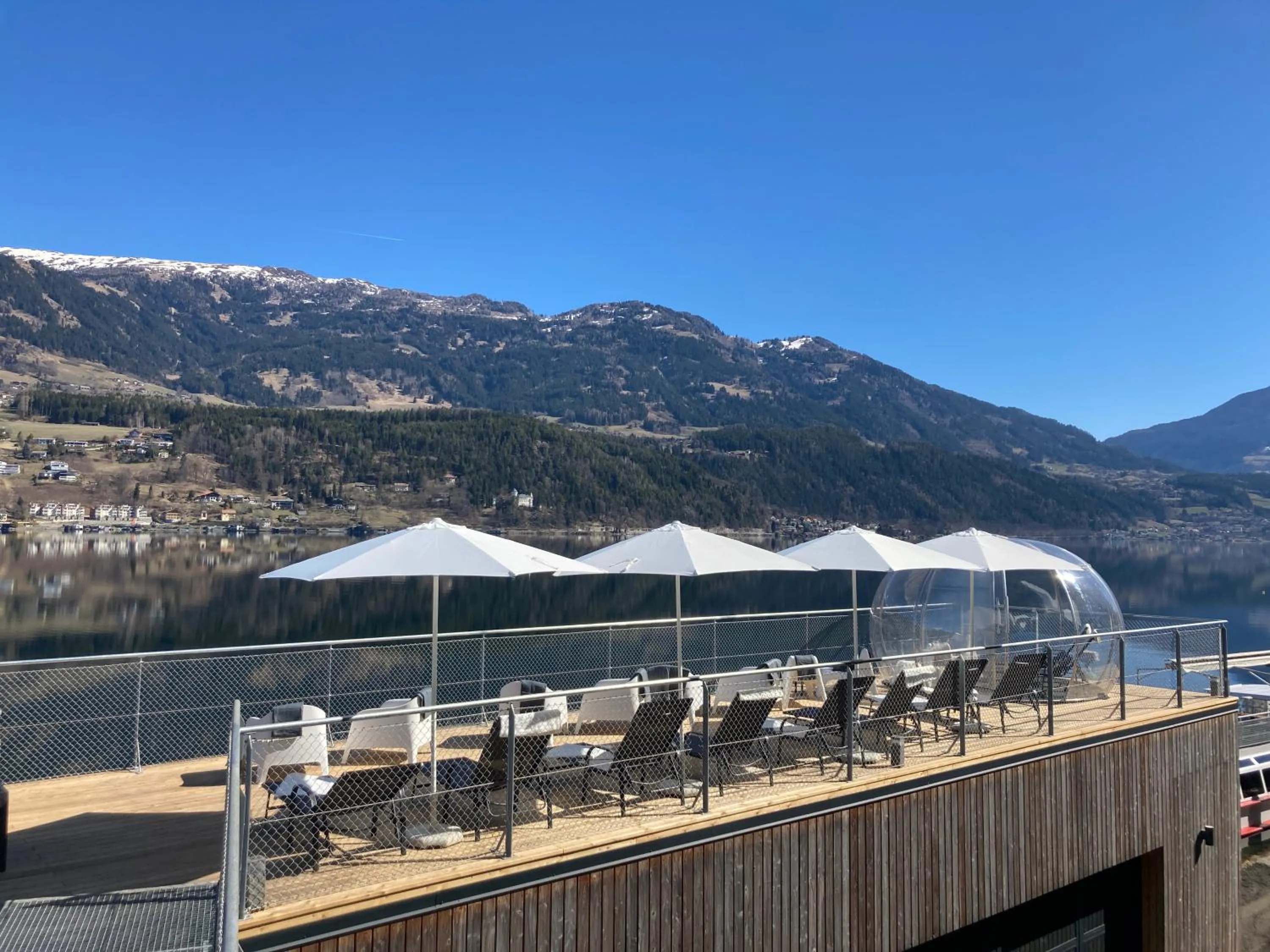Balcony/Terrace in Kantor Village am Millstätter See - Boutique-Chalets und Lodges