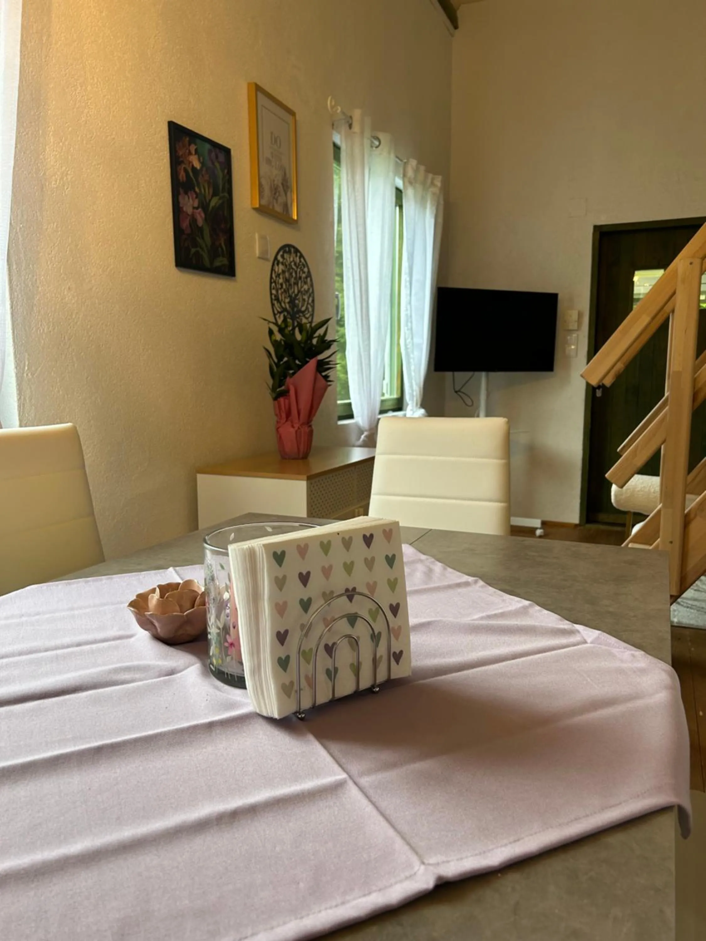 Photo of the whole room, Bed in Kantor Village am Millstätter See - Boutique-Chalets und Lodges