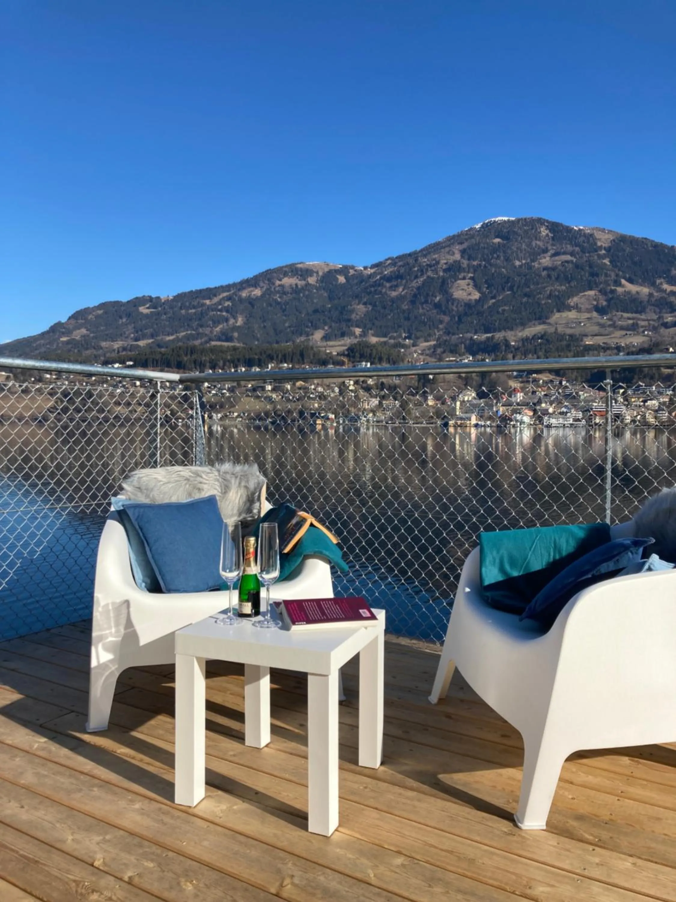 Balcony/Terrace in Kantor Village am Millstätter See - Boutique-Chalets und Lodges