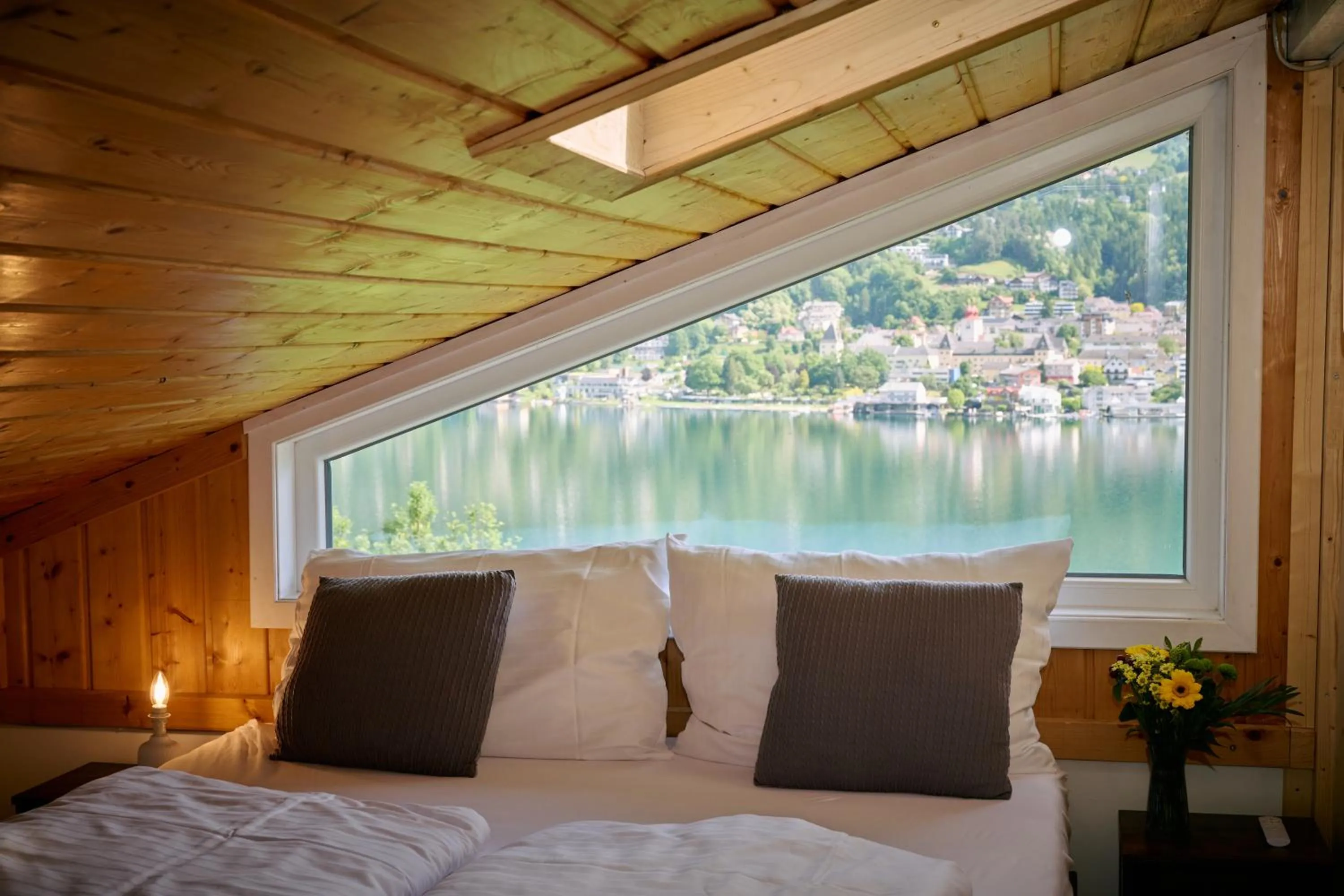 Bed in Kantor Village am Millstätter See - Boutique-Chalets und Lodges