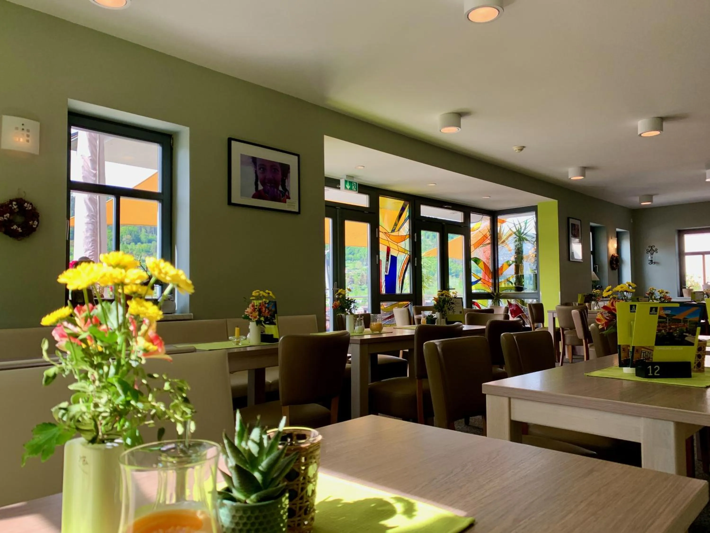 Restaurant/places to eat in Villa Frieden Hotel & Seminarhaus