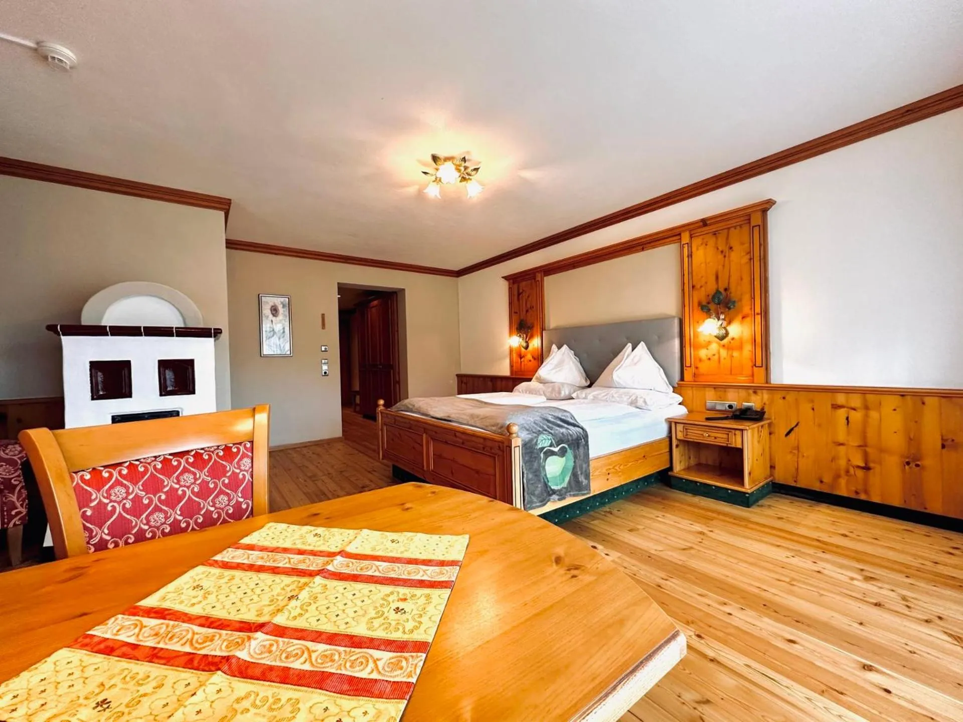 Bed in Hotel Das Urbisgut