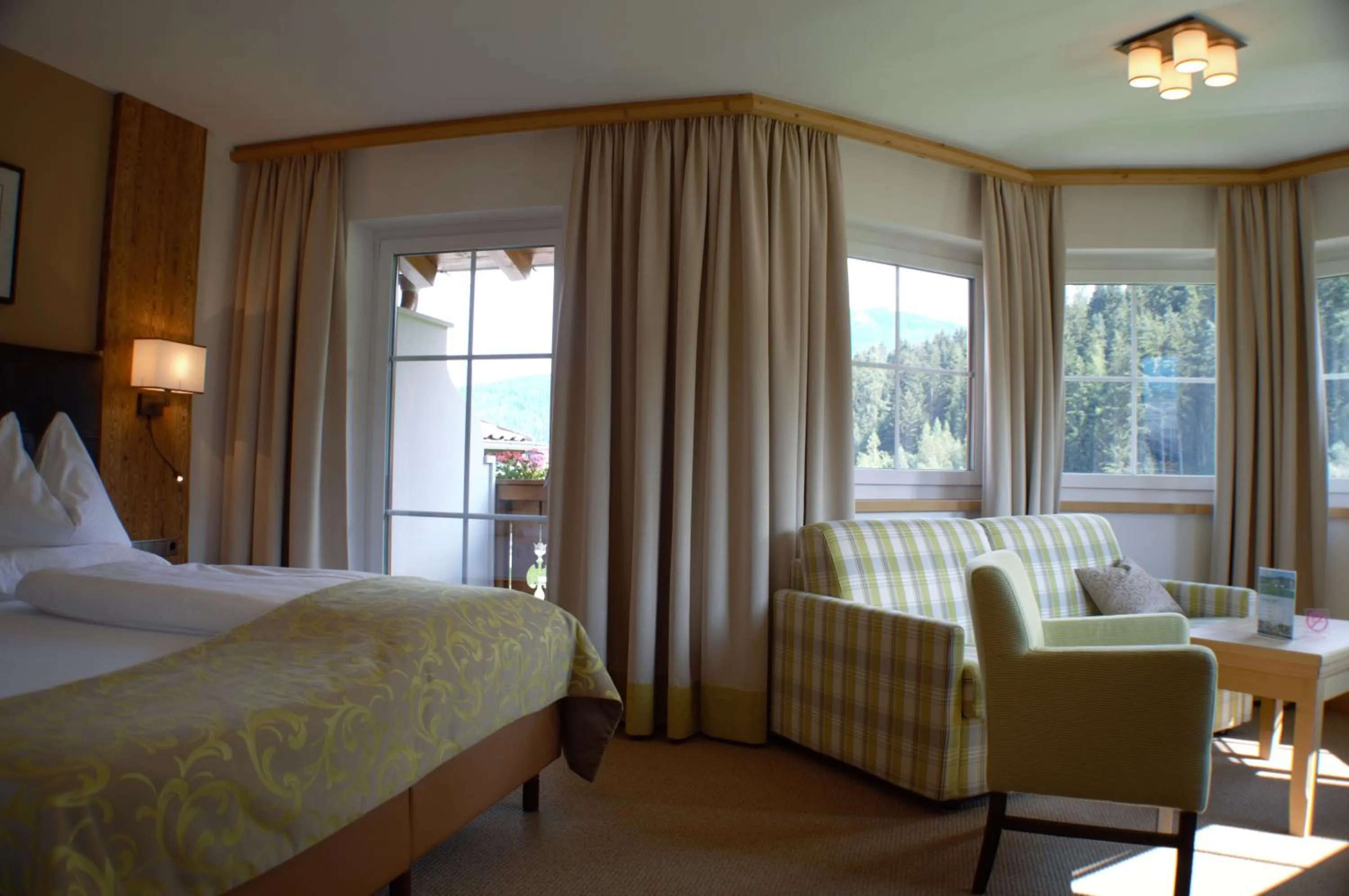 Bed in Hotel Das Urbisgut