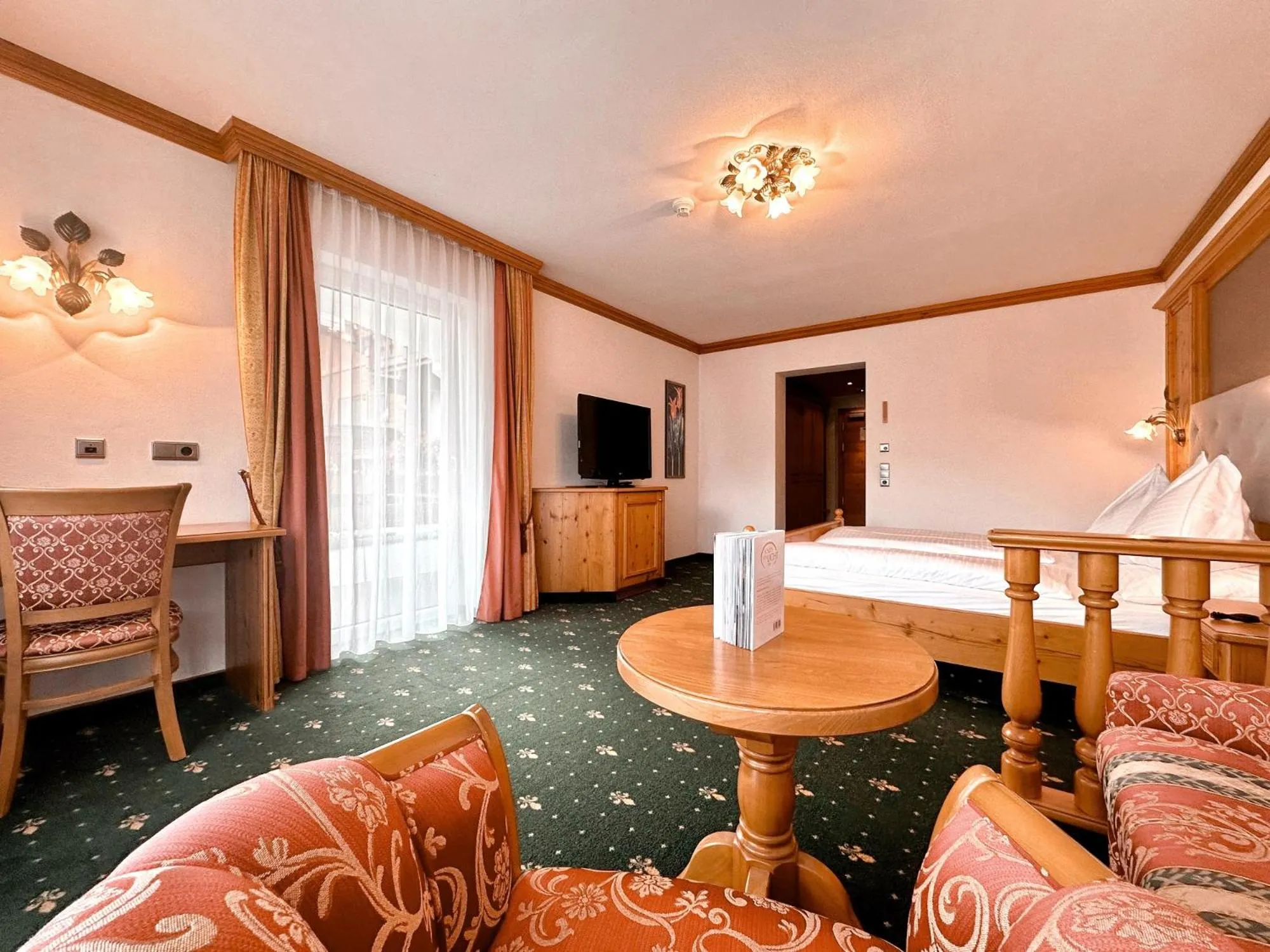 Bed in Hotel Das Urbisgut