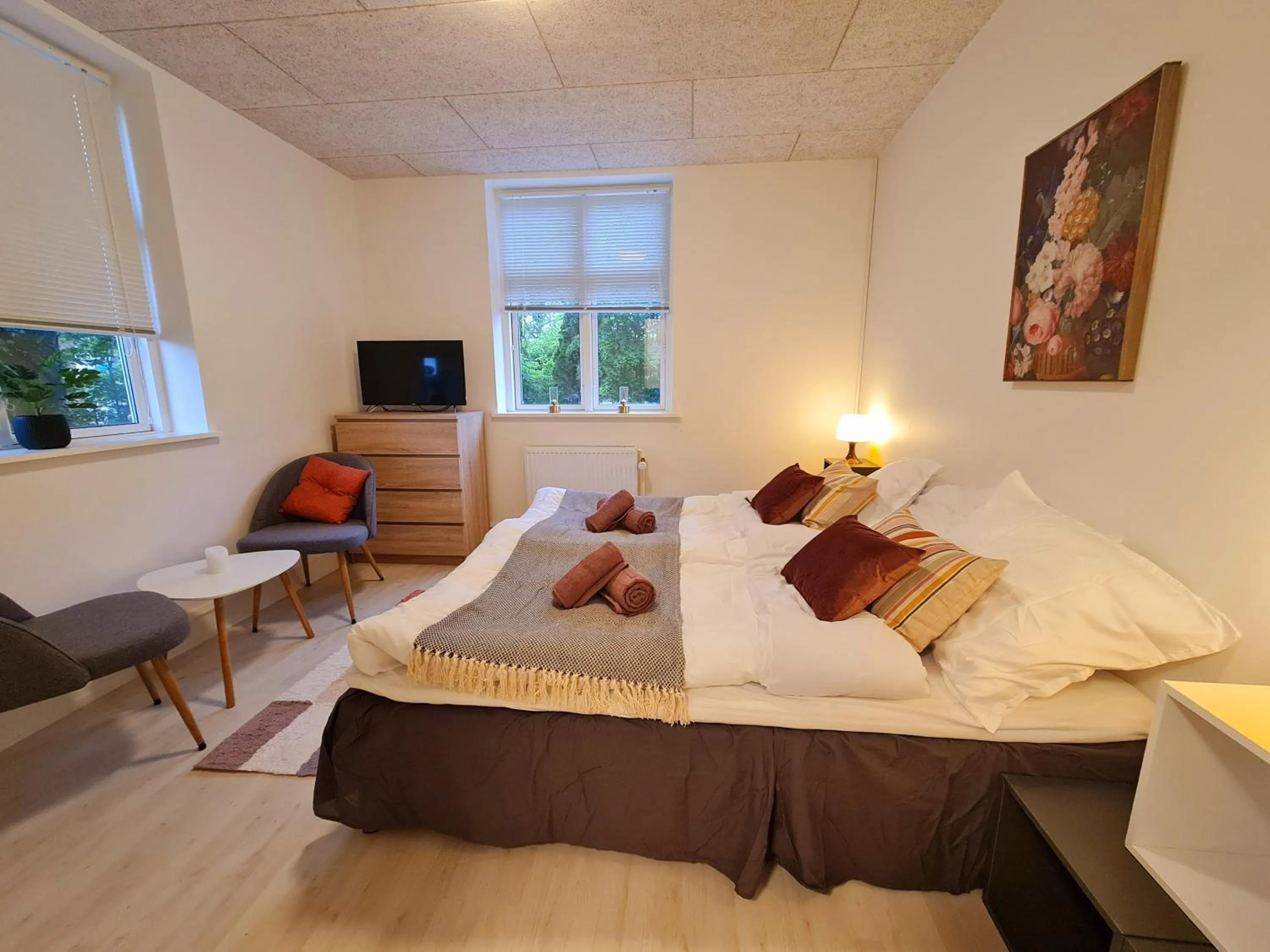 Bed in Hotel Stokkegaarden's BnB & Apartments