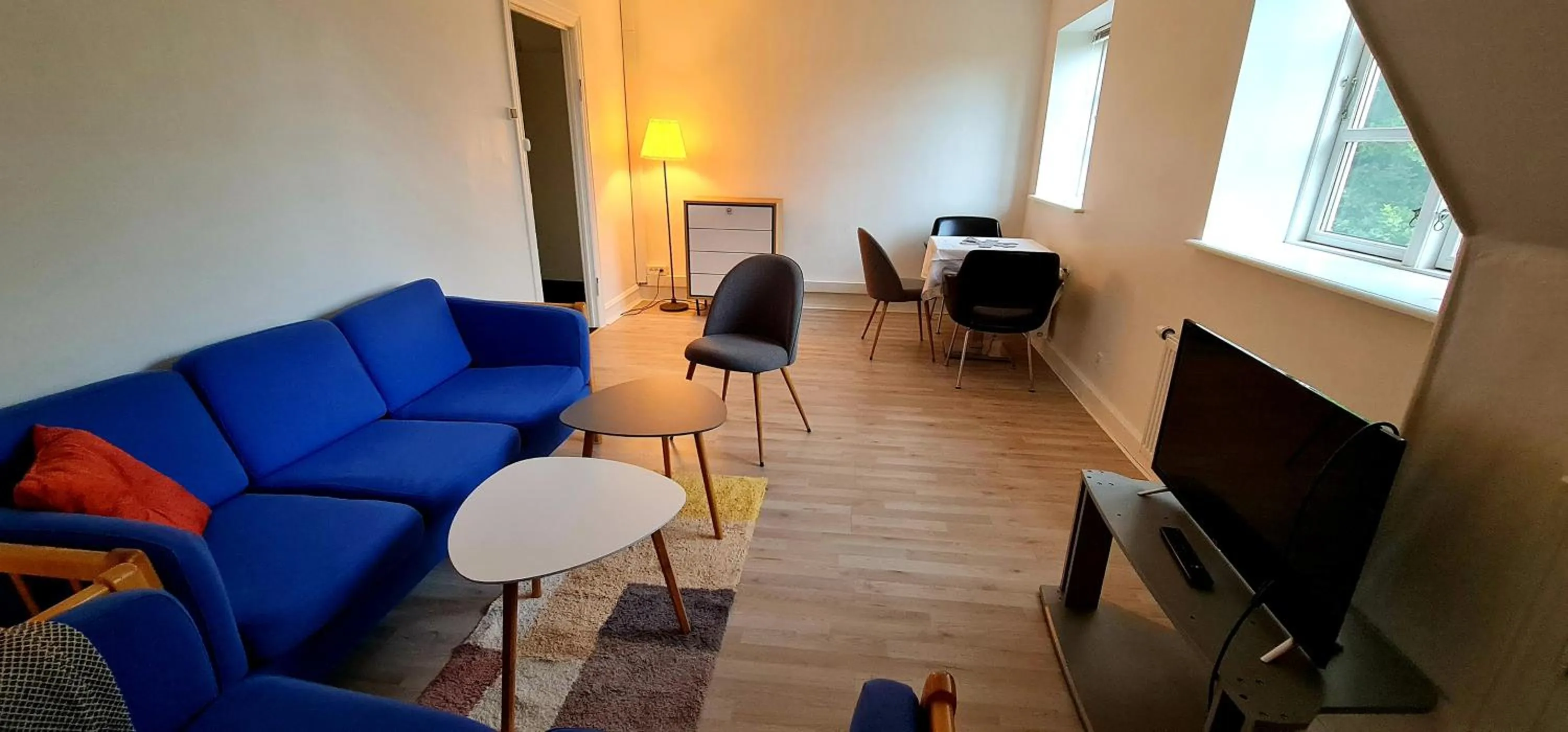 Communal lounge/ TV room in Hotel Stokkegaarden's BnB & Apartments