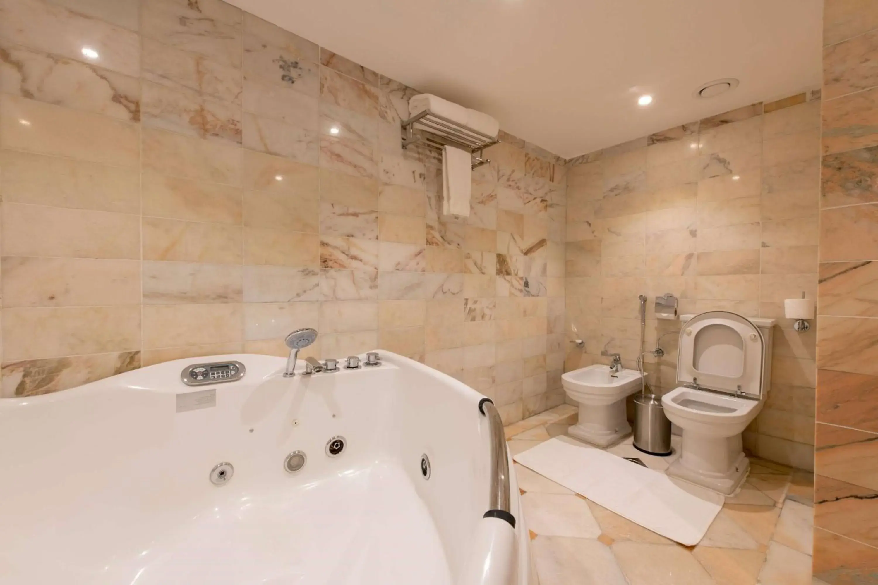 Photo of the whole room in Ramada by Wyndham Continental Jeddah Photo of the whole room in Ramada by Wyndham Continental Jeddah