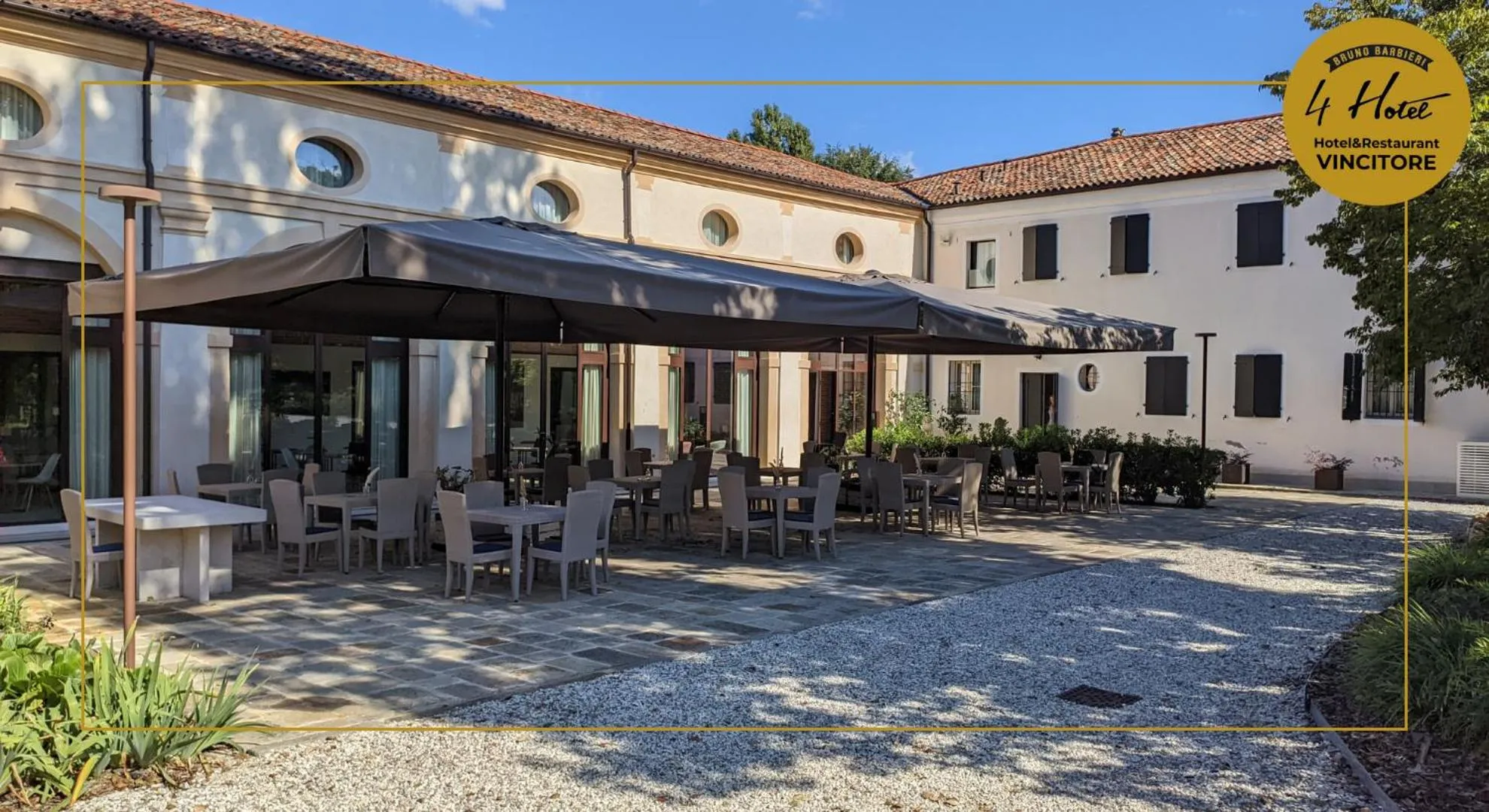 Property building in Hotel Ristorante Magia del Brenta