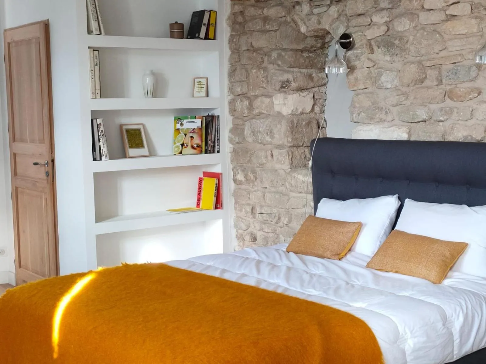 Bed in La Maison près de la Fontaine