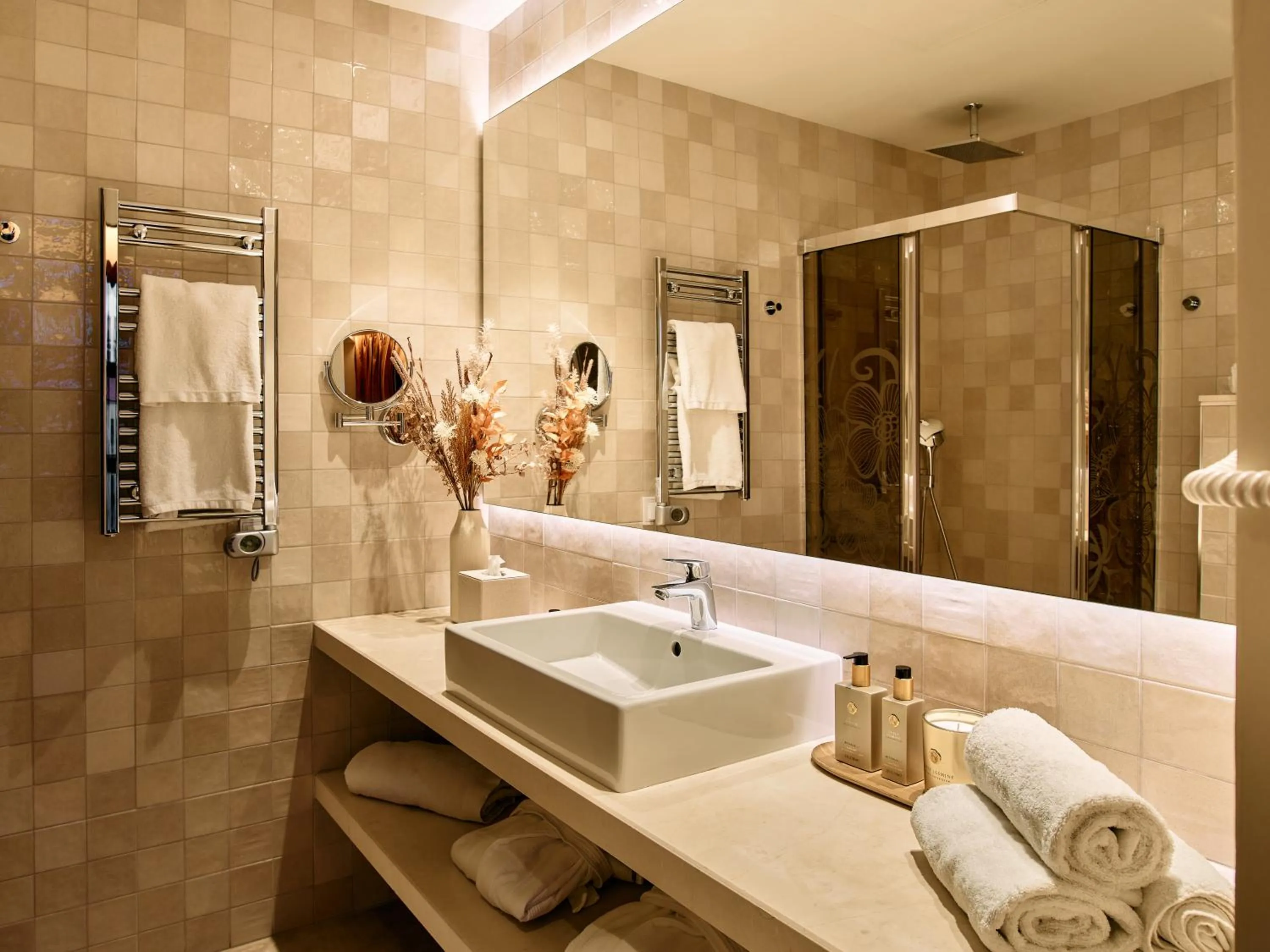 Shower in Hotel El Pilar Andalucia