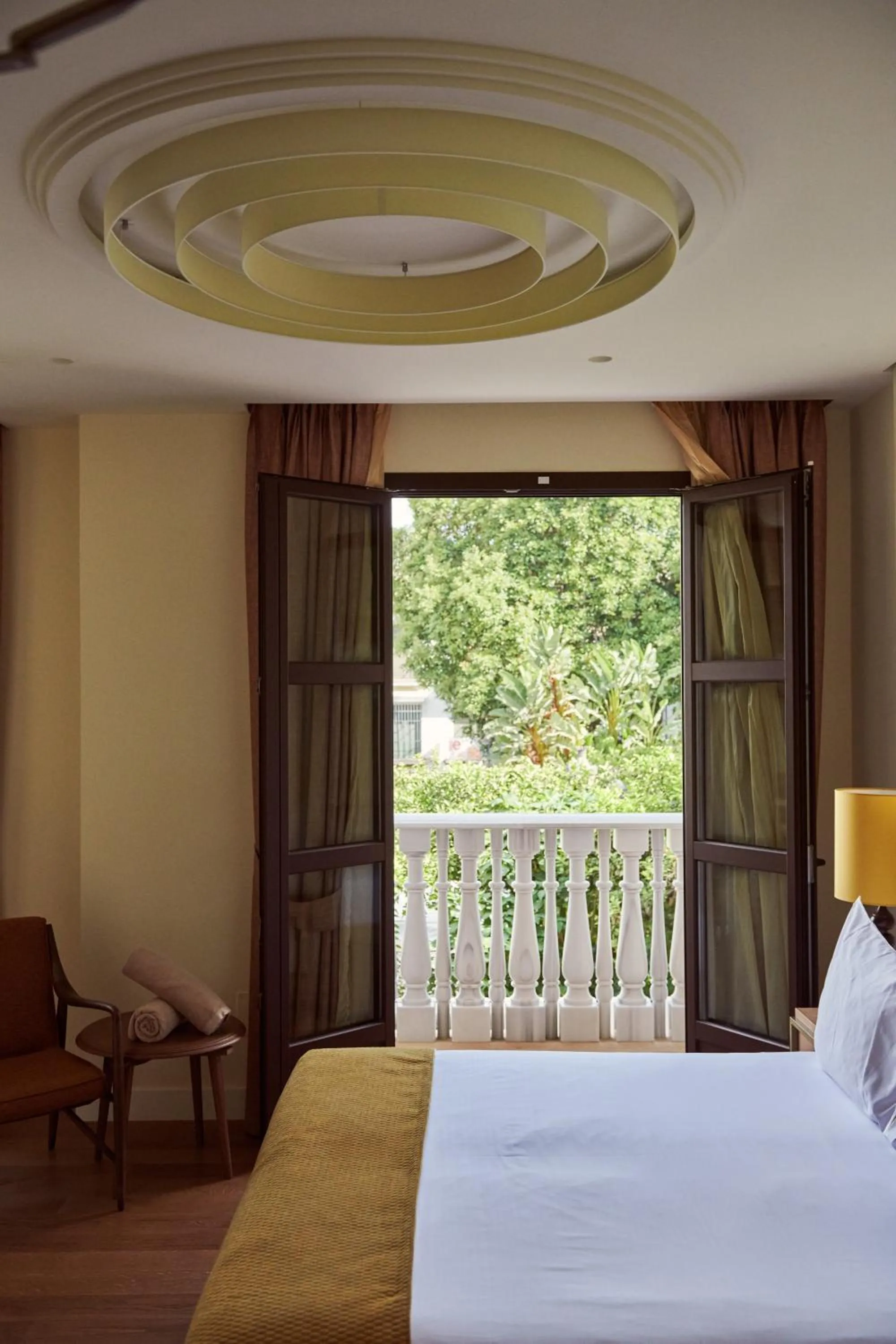 Bed in Hotel El Pilar Andalucia