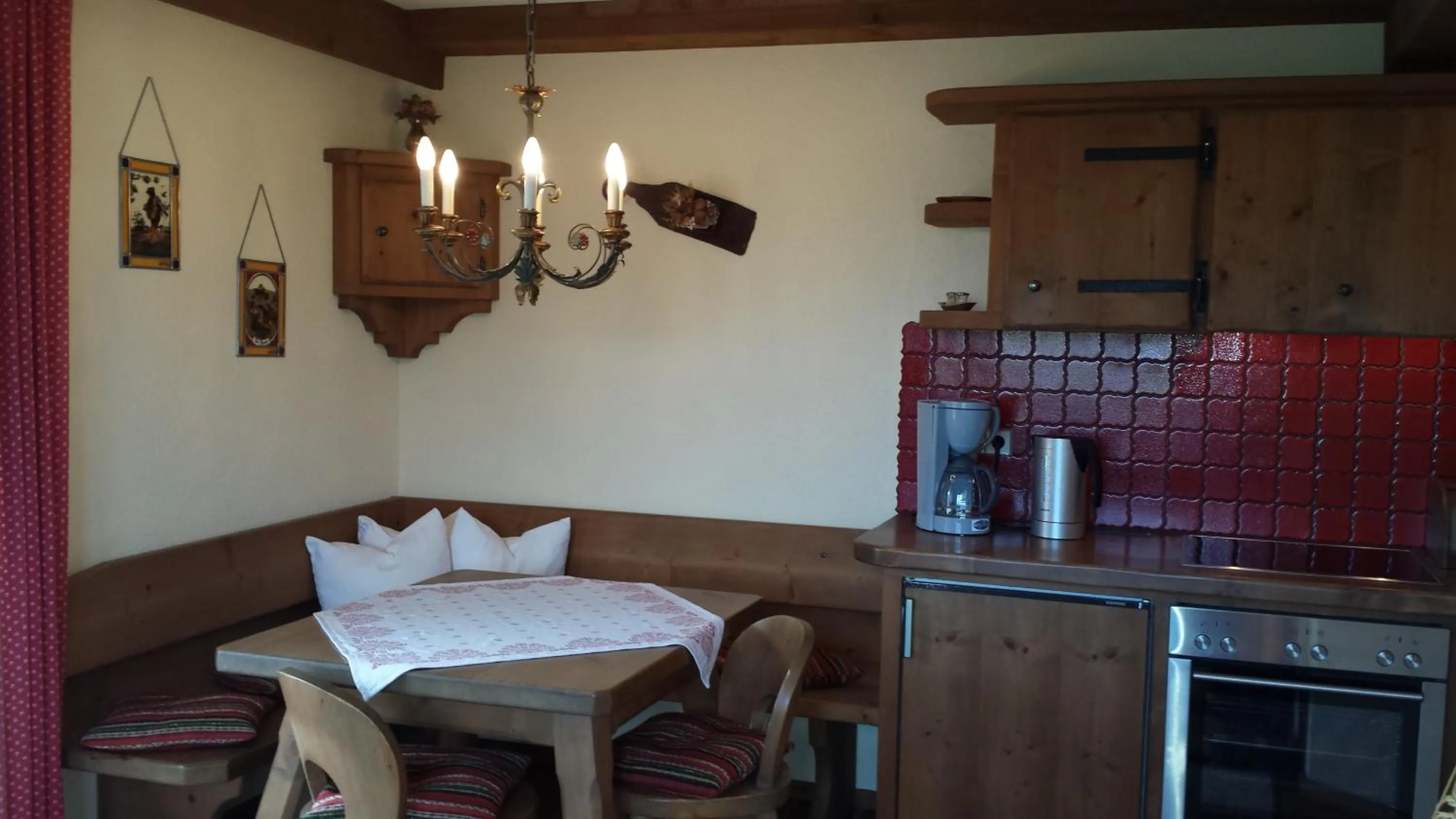Kitchen or kitchenette in Haus Salzburg