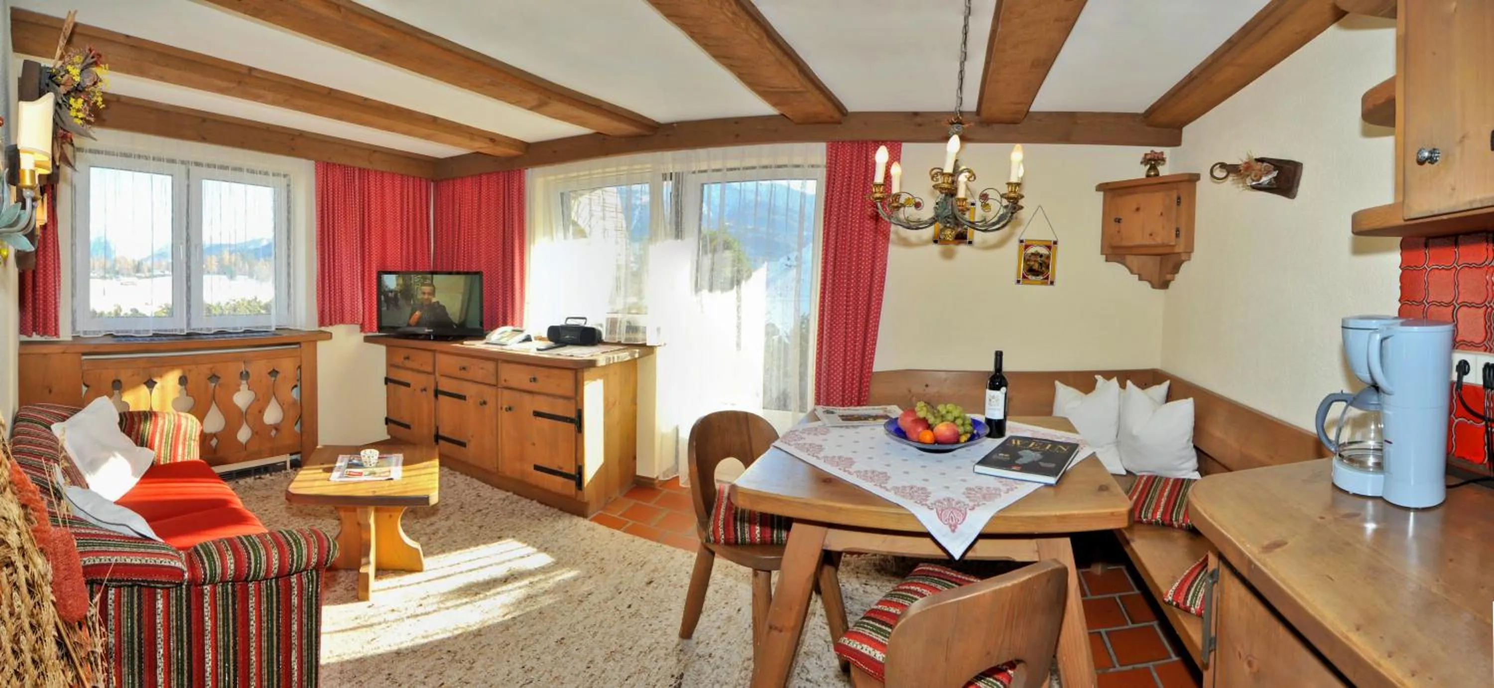 Dining area in Haus Salzburg