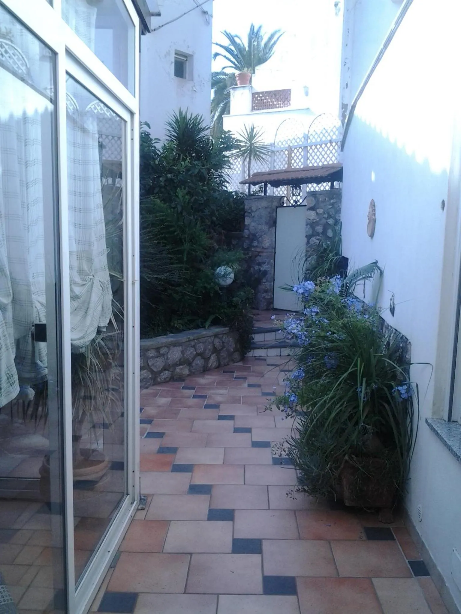 Facade/entrance in B&B Angelide