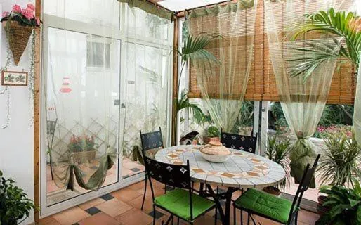 Restaurant/places to eat in B&B Angelide