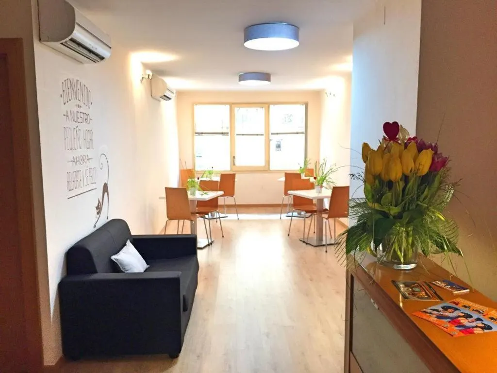 Restaurant/places to eat in Guest House Barcelona Bruc