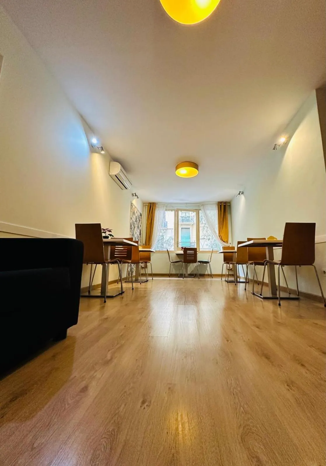 Living room in Guest House Barcelona Bruc