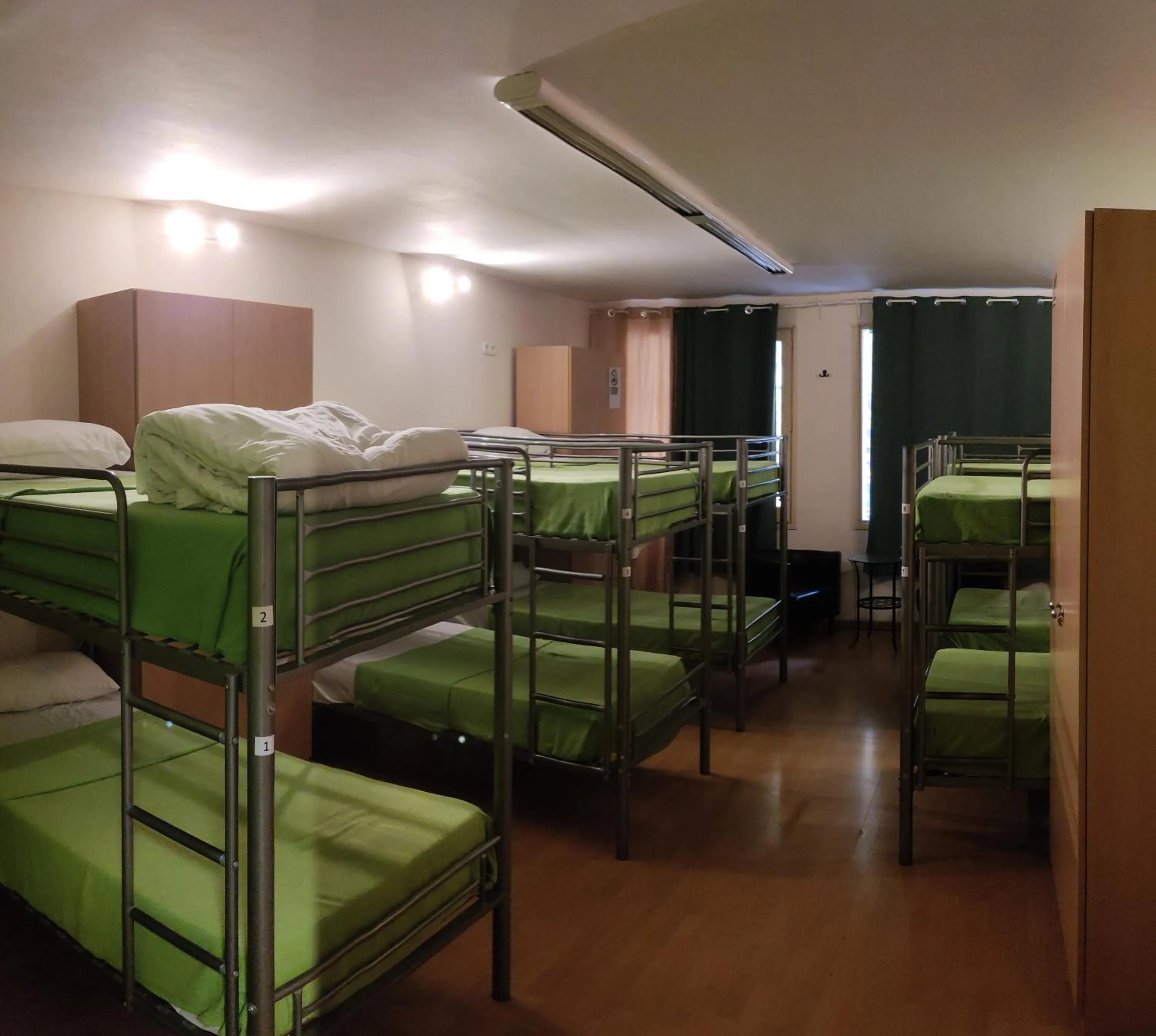 bunk bed, Bed in Guest House Barcelona Bruc